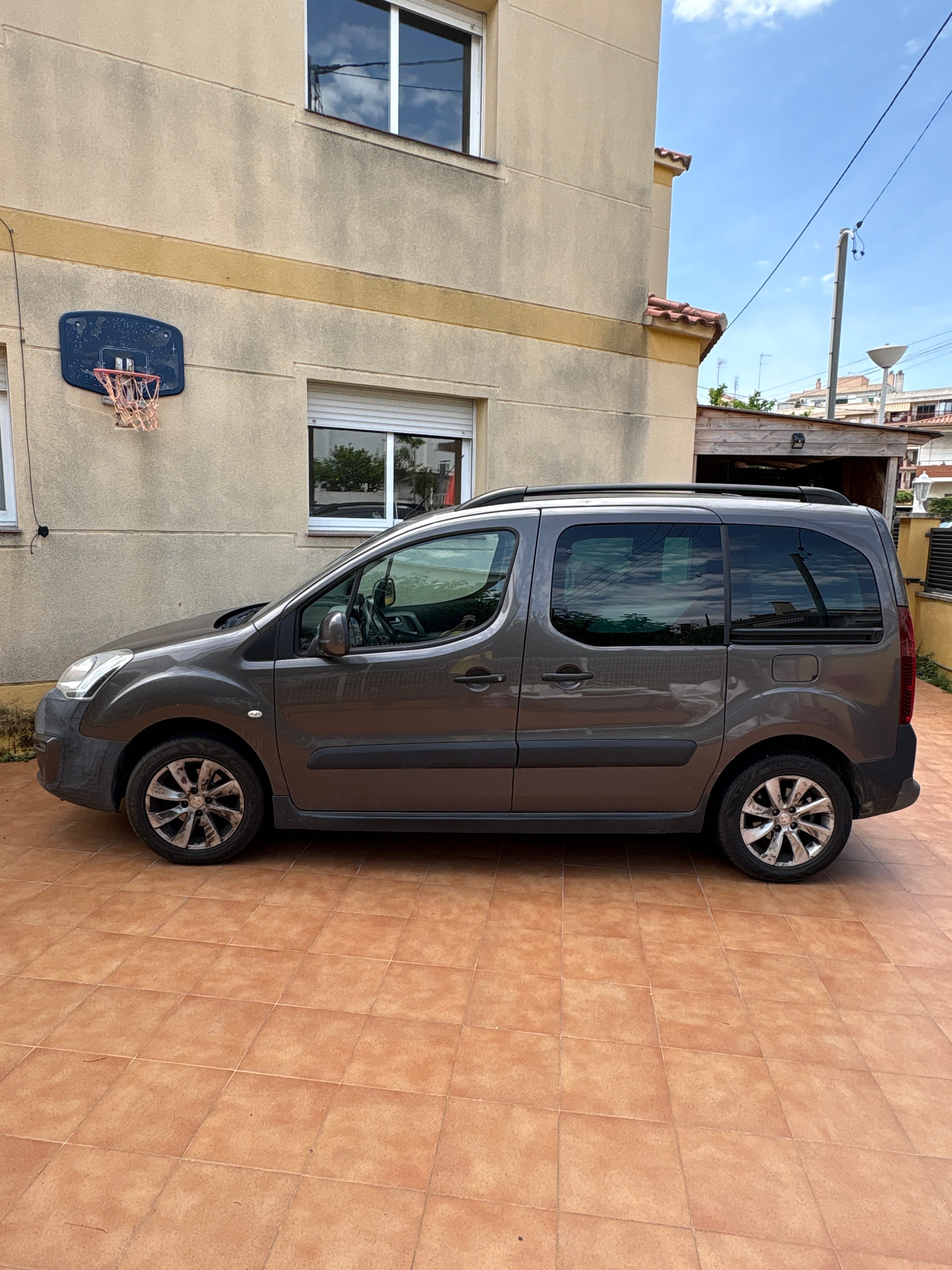 Peugeot Partner Tepee con Aire acondicionado