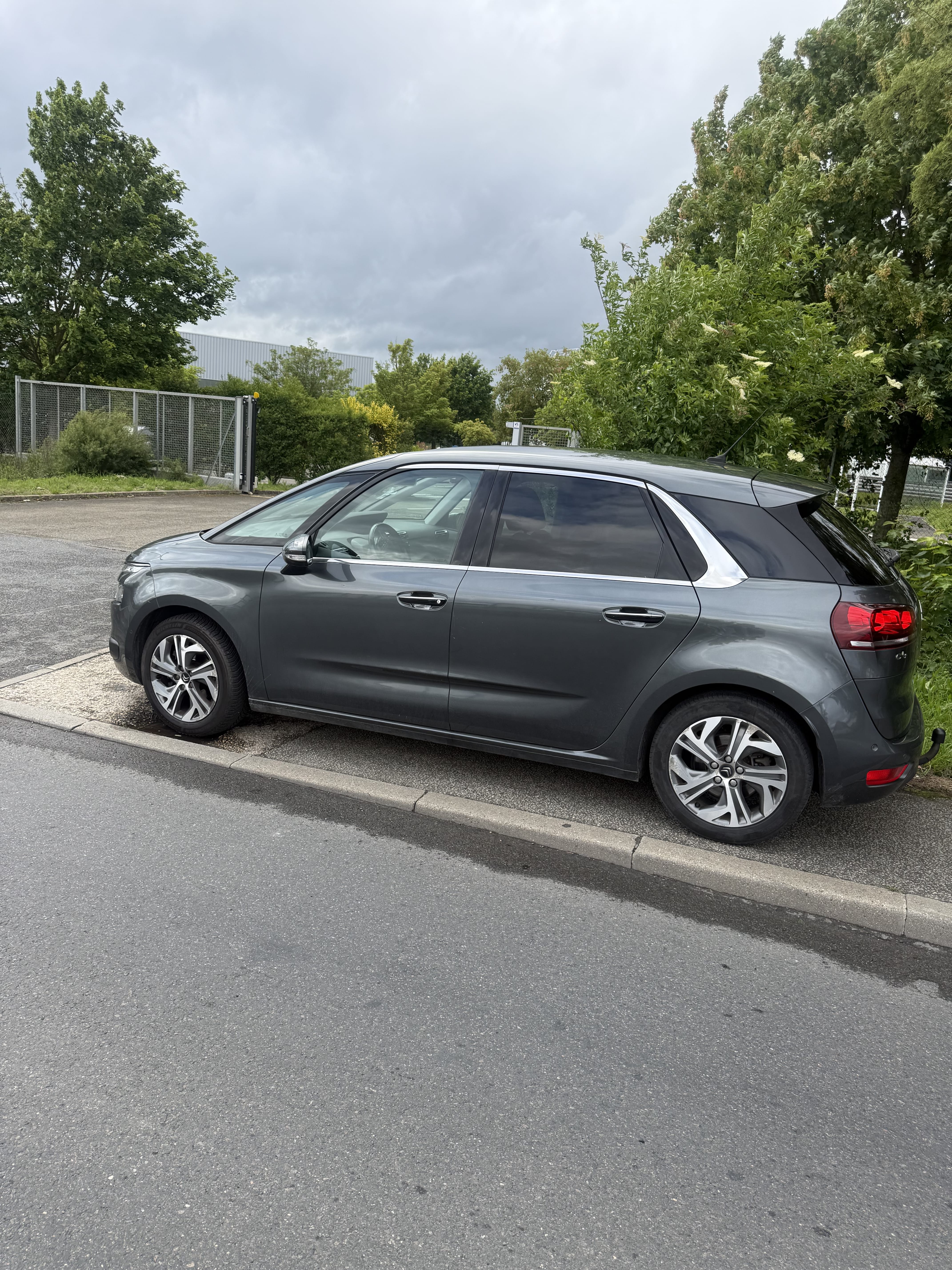 Citroen C4 Picasso avec Climatisation