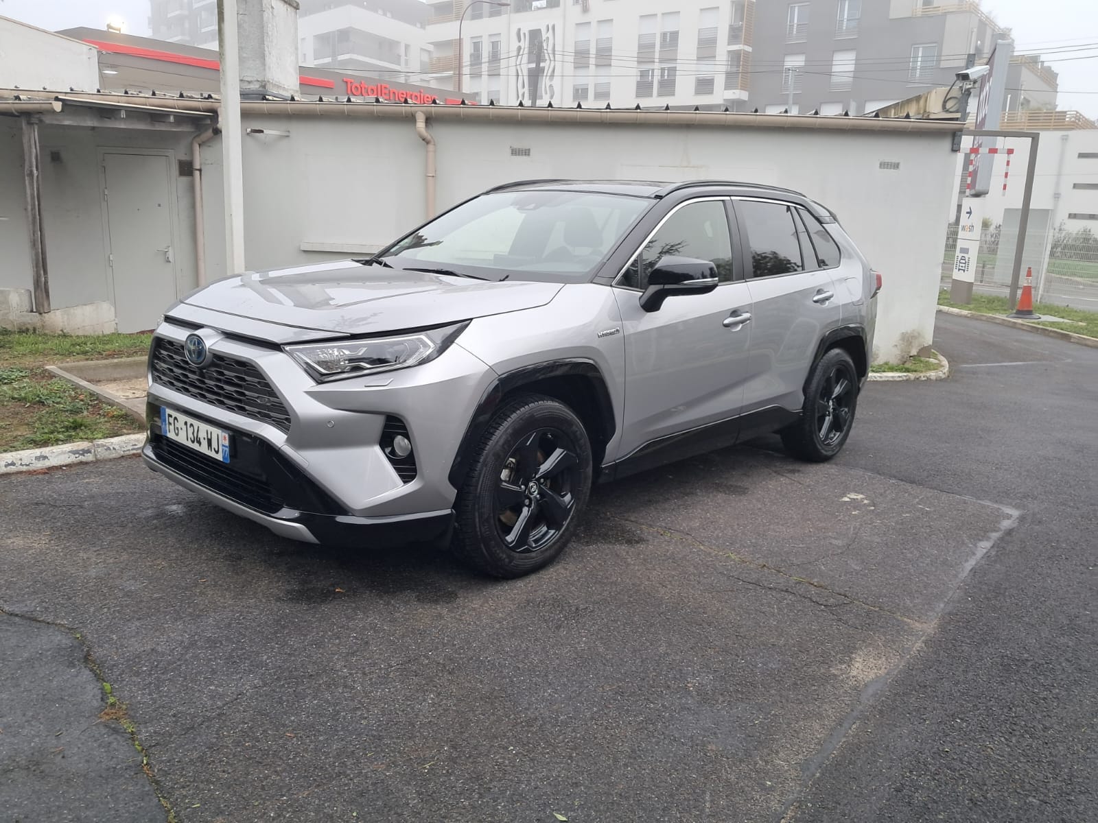 Toyota RAV 4 Hybride, 2019, Essence 95, automatique