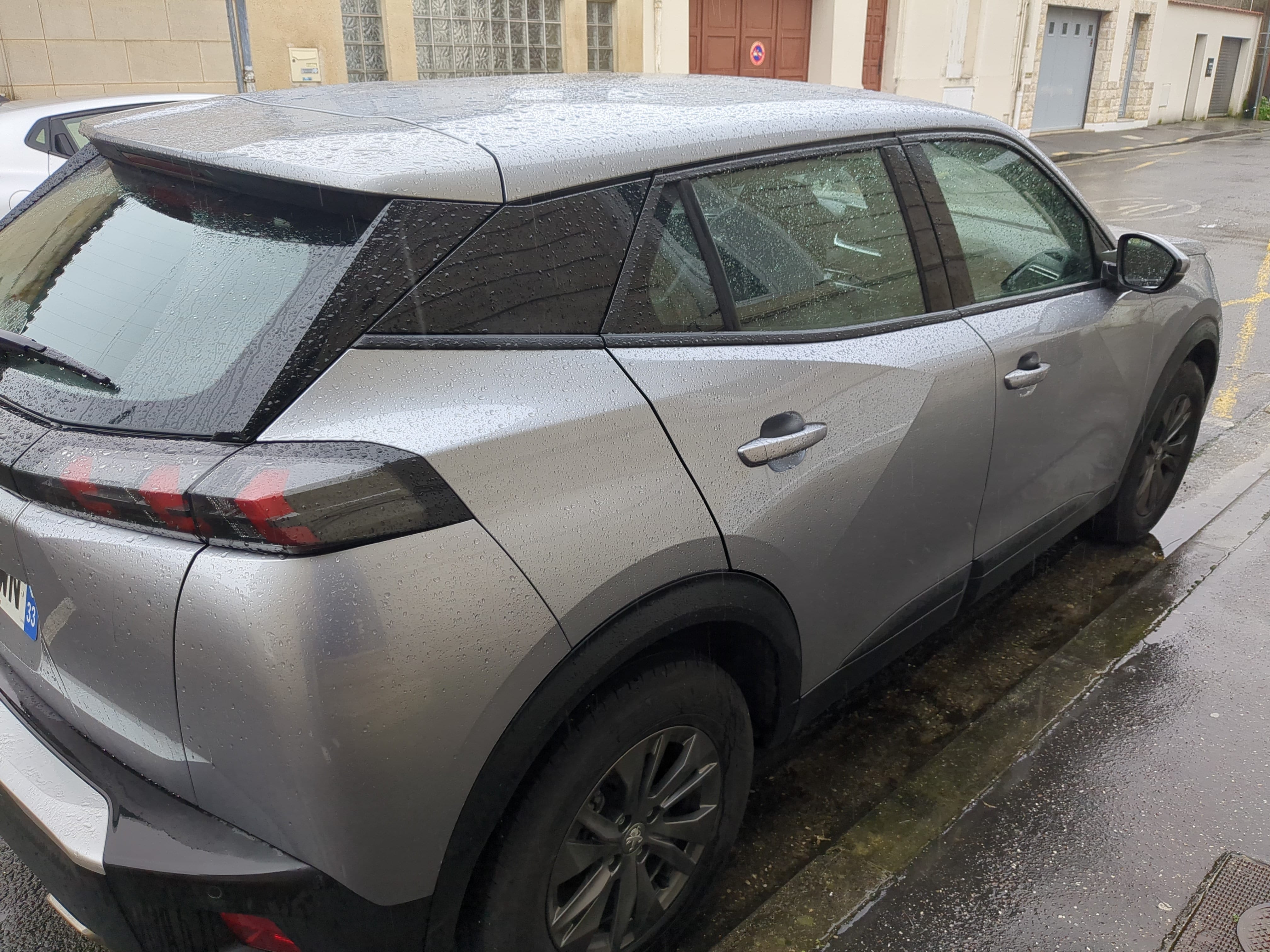 Peugeot 2008 avec GPS