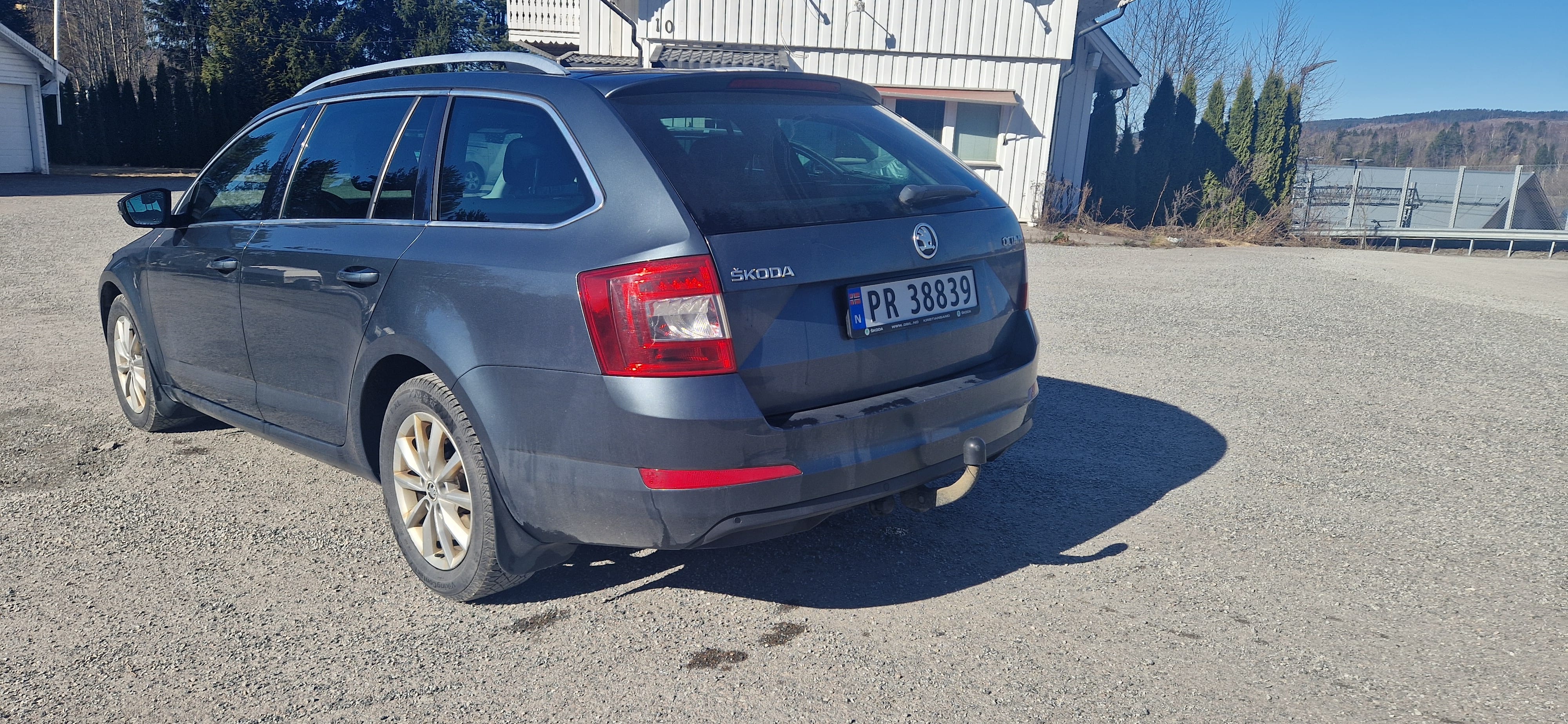 Skoda Octavia 2.0 Diesel 150hk with Cruise control