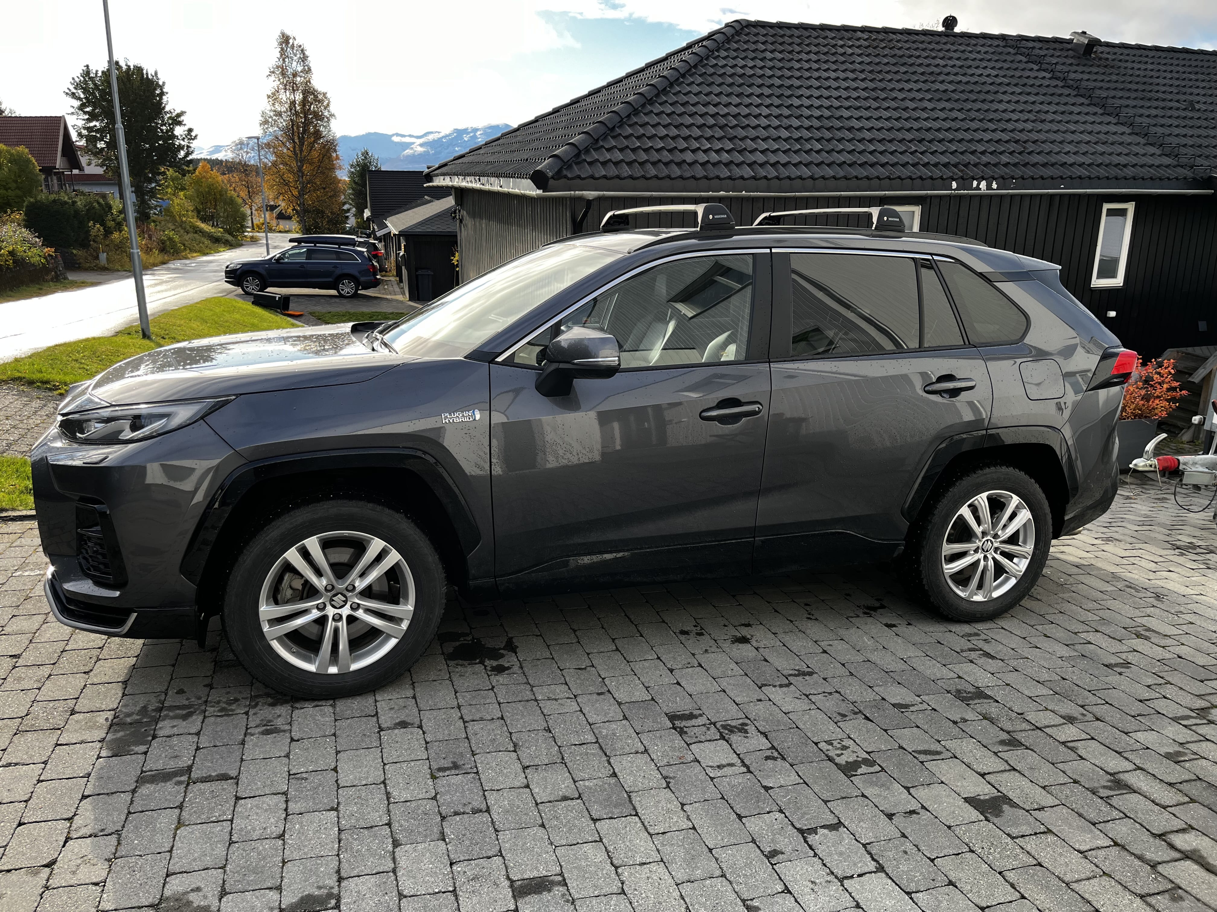 Suzuki Across Plug-in Hybrid met Airco