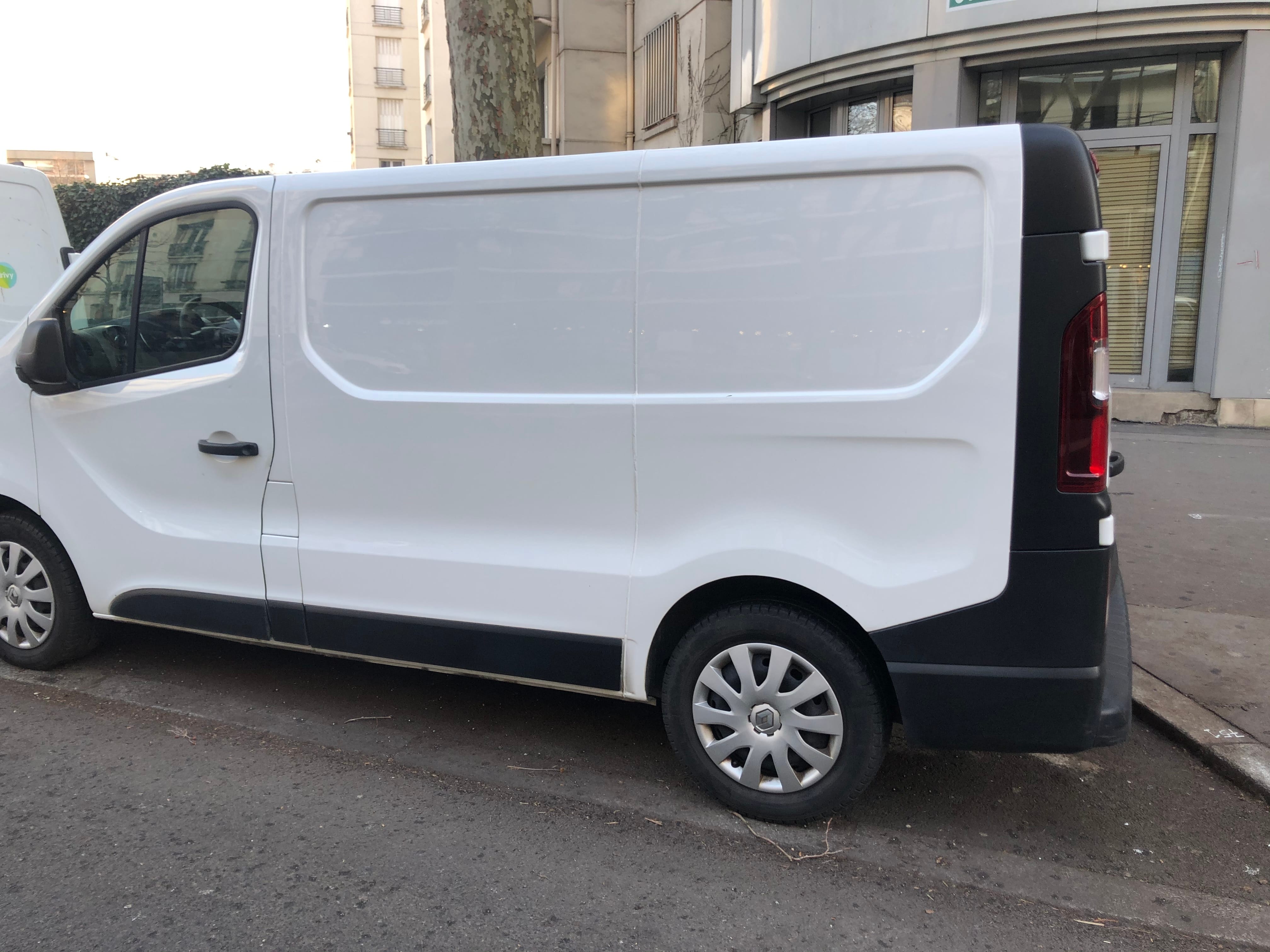 Renault Trafic 3 Dci clim régulateur 3 places avec Climatisation