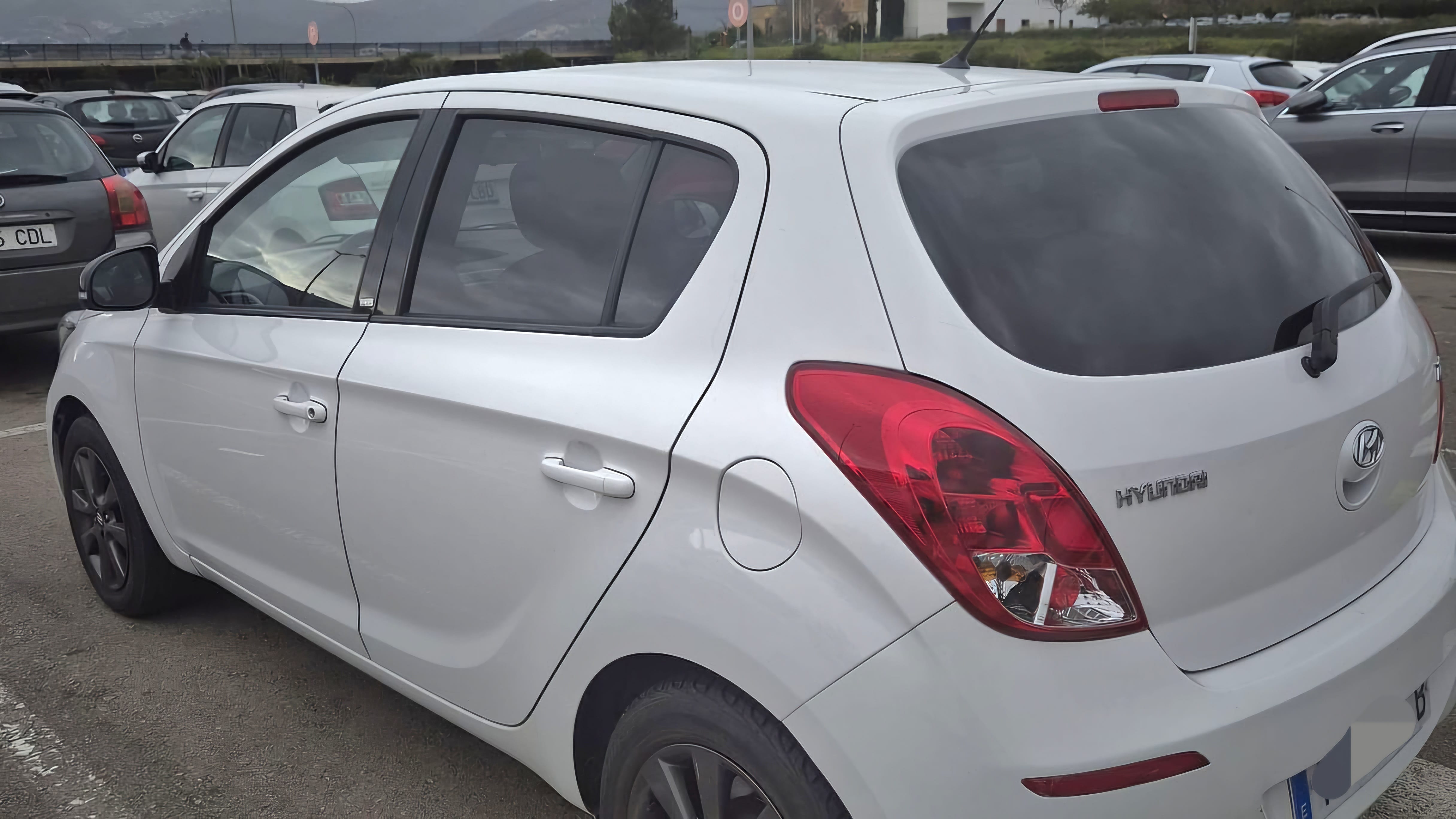 Hyundai i20 med Cruisekontroll