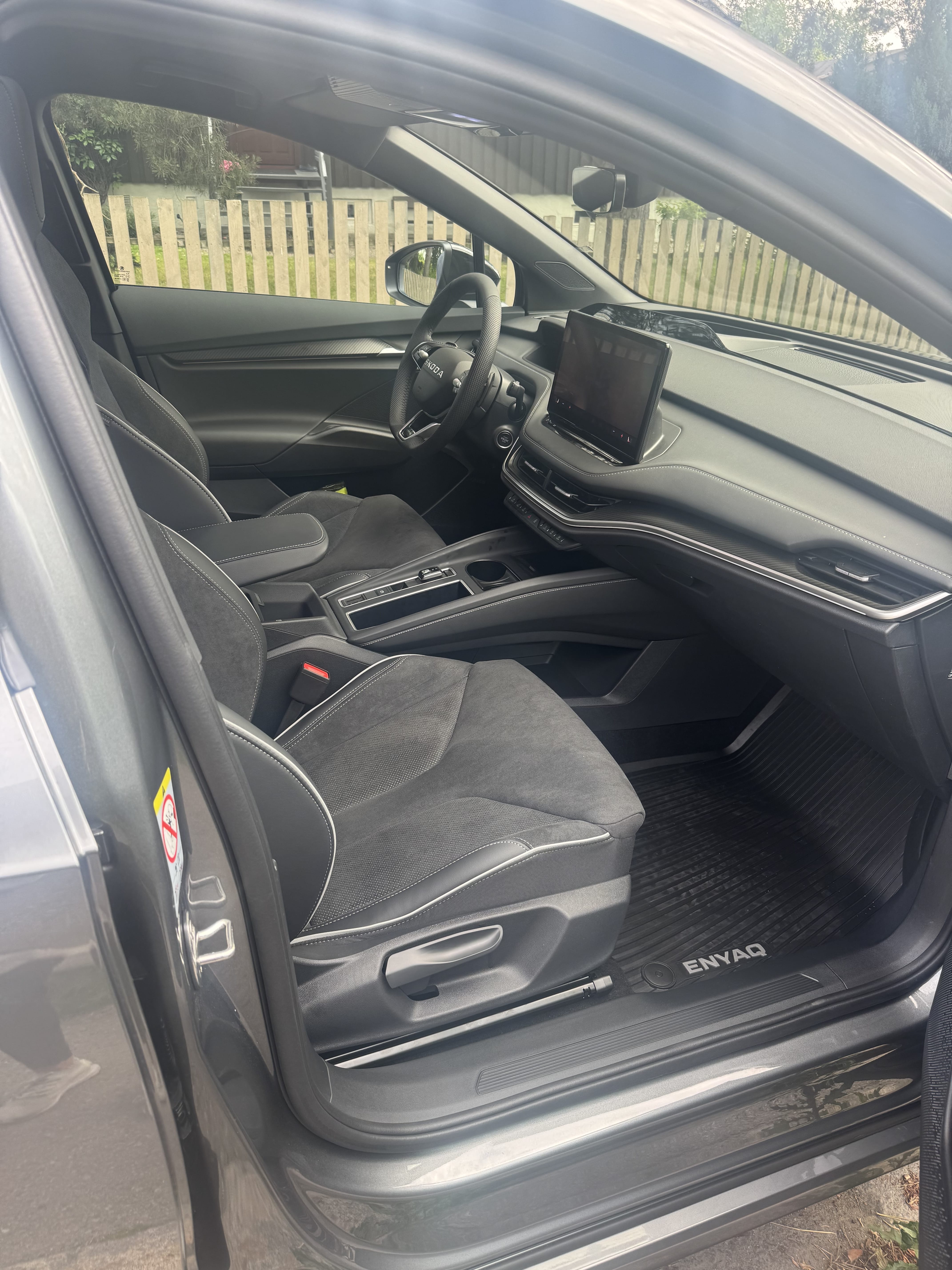 Skoda Enyaq 60 85x Sportline med GPS