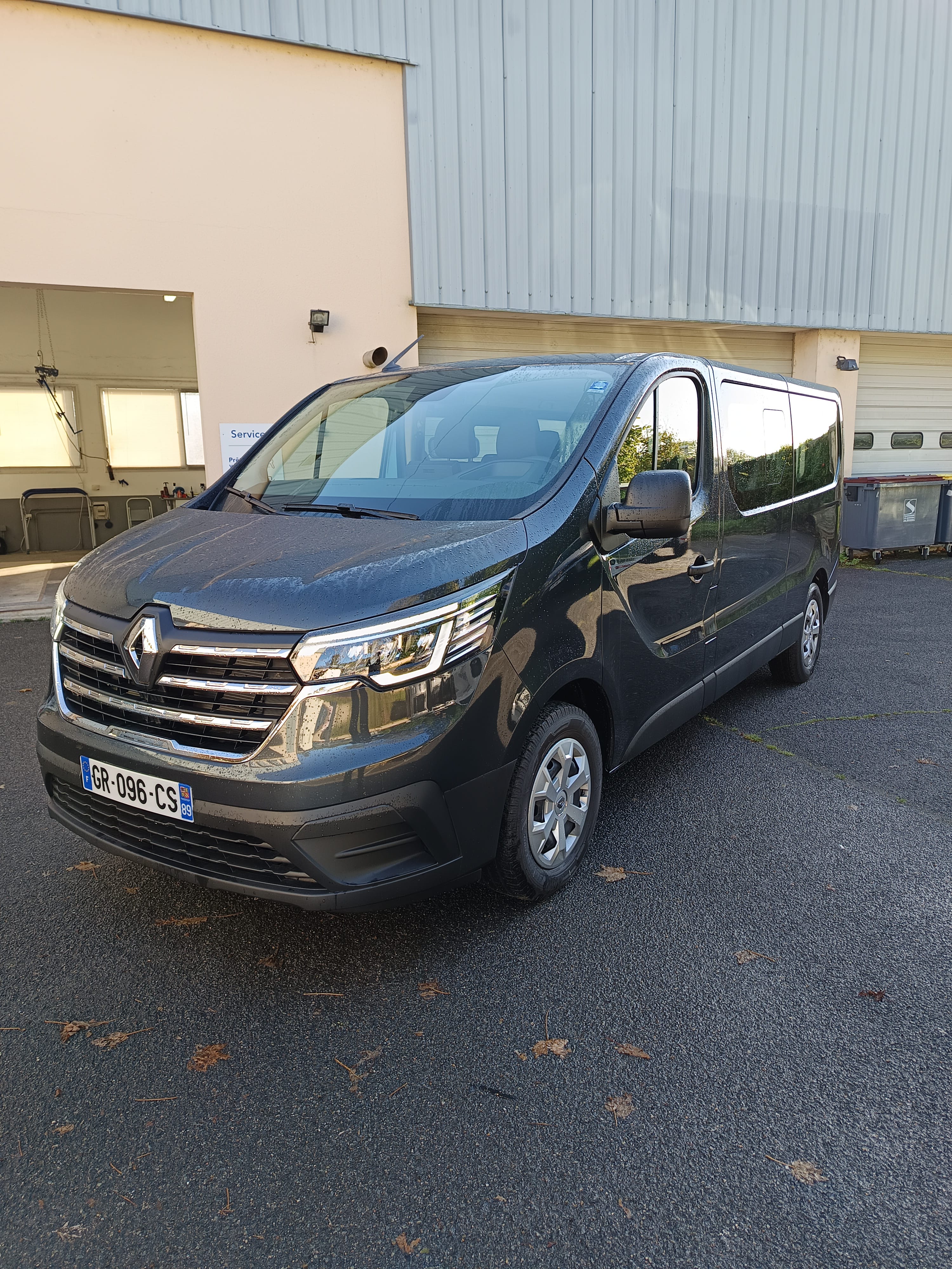 Renault Trafic Passenger, 2023, Diesel, 9 places et plus