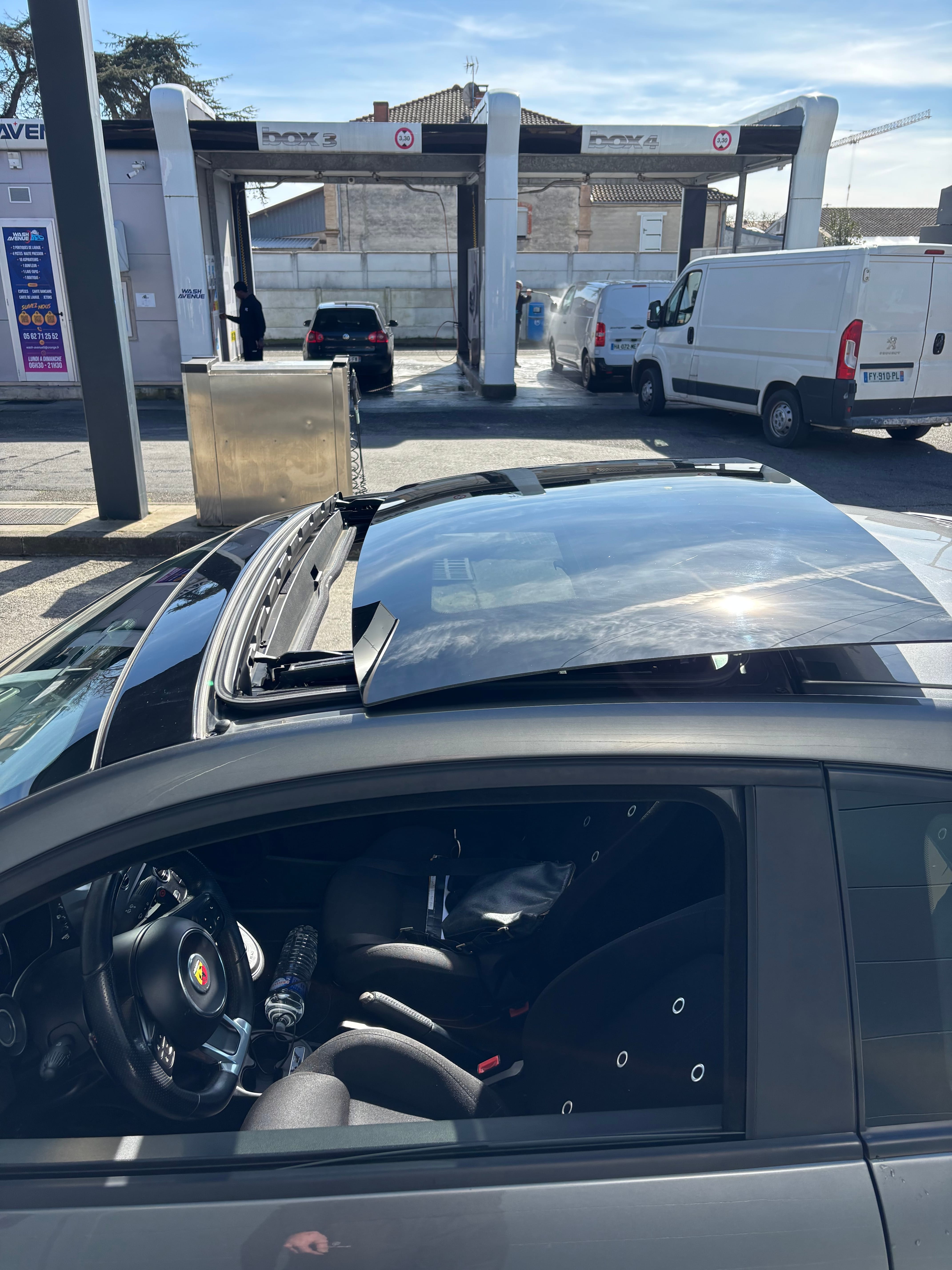 Fiat 500 Abarth avec GPS