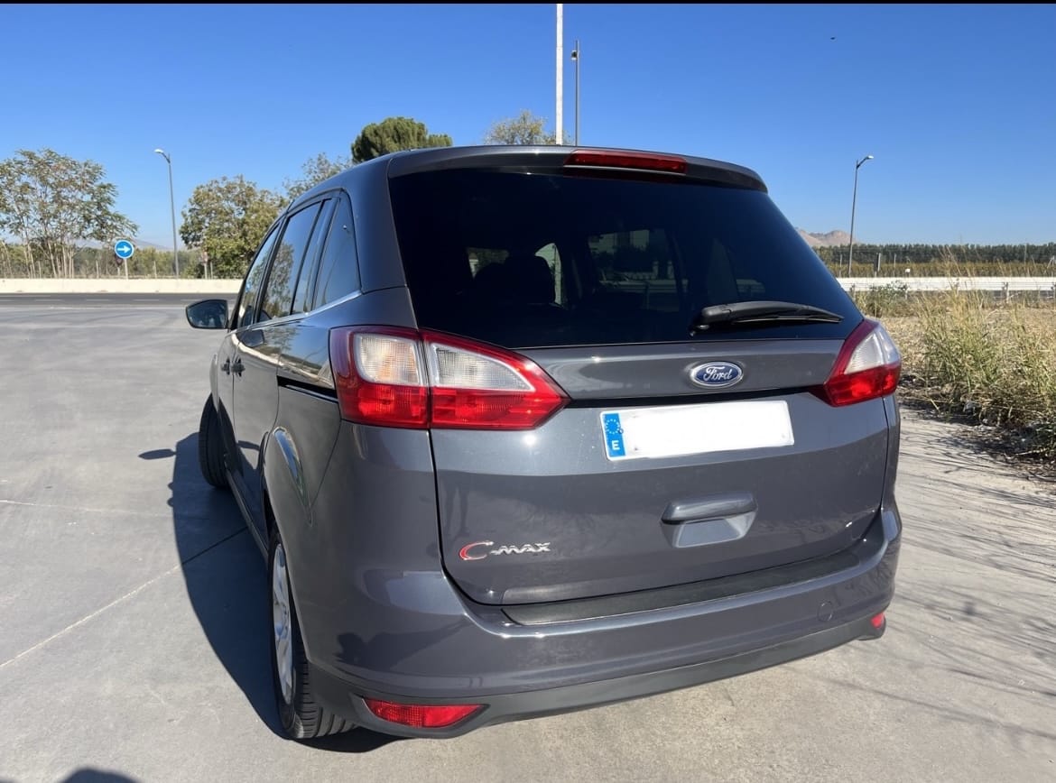 Ford Grand C-Max Business con GPS