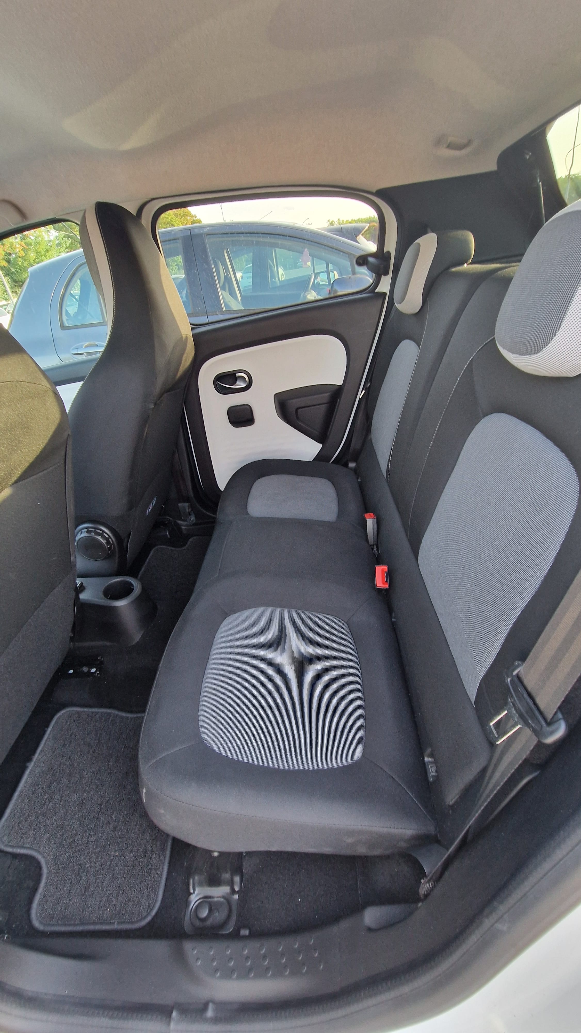 Renault Twingo III avec Régulateur de vitesse