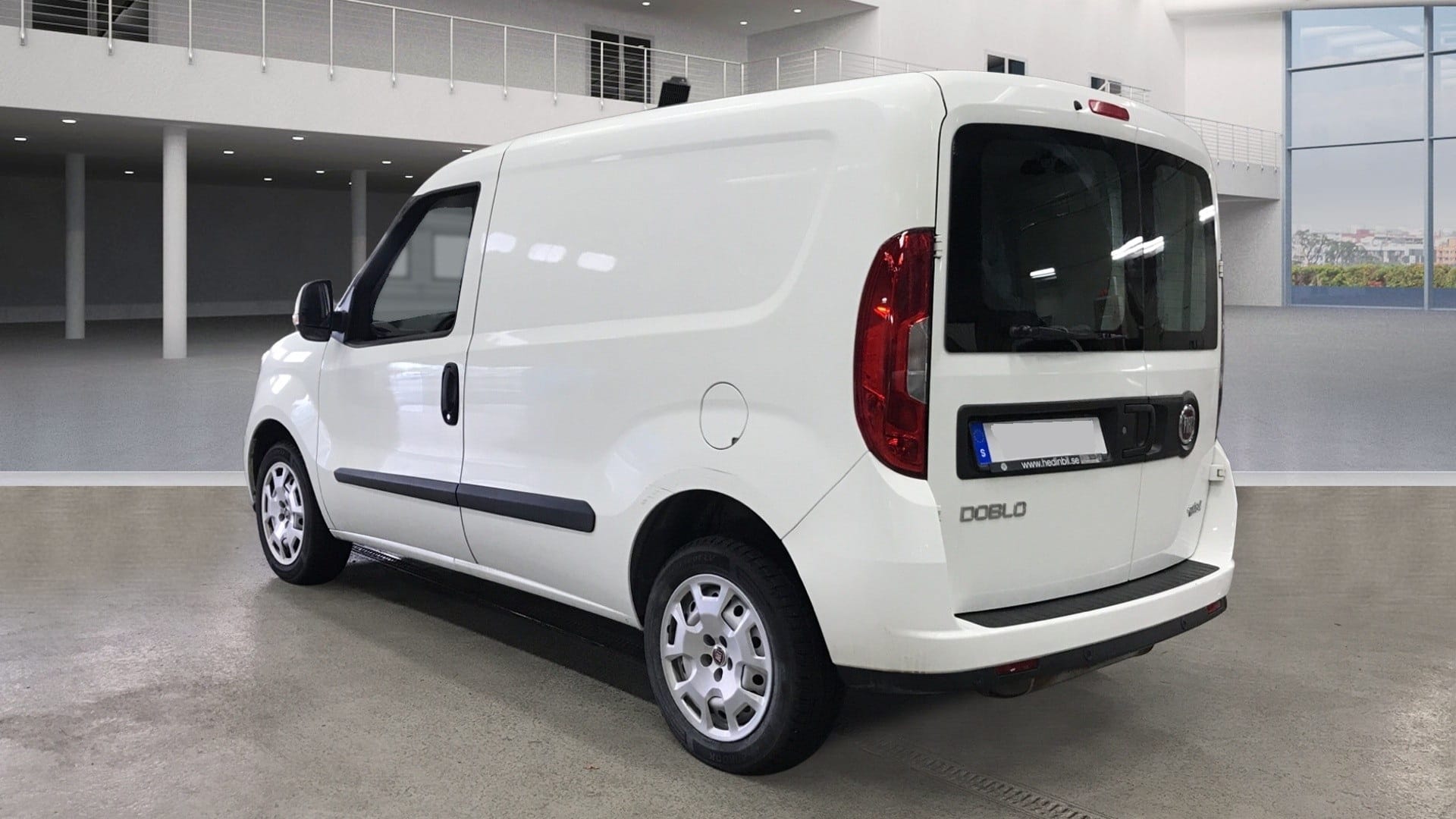 Fiat Doblo Cargo essence et GNV avec Climatisation
