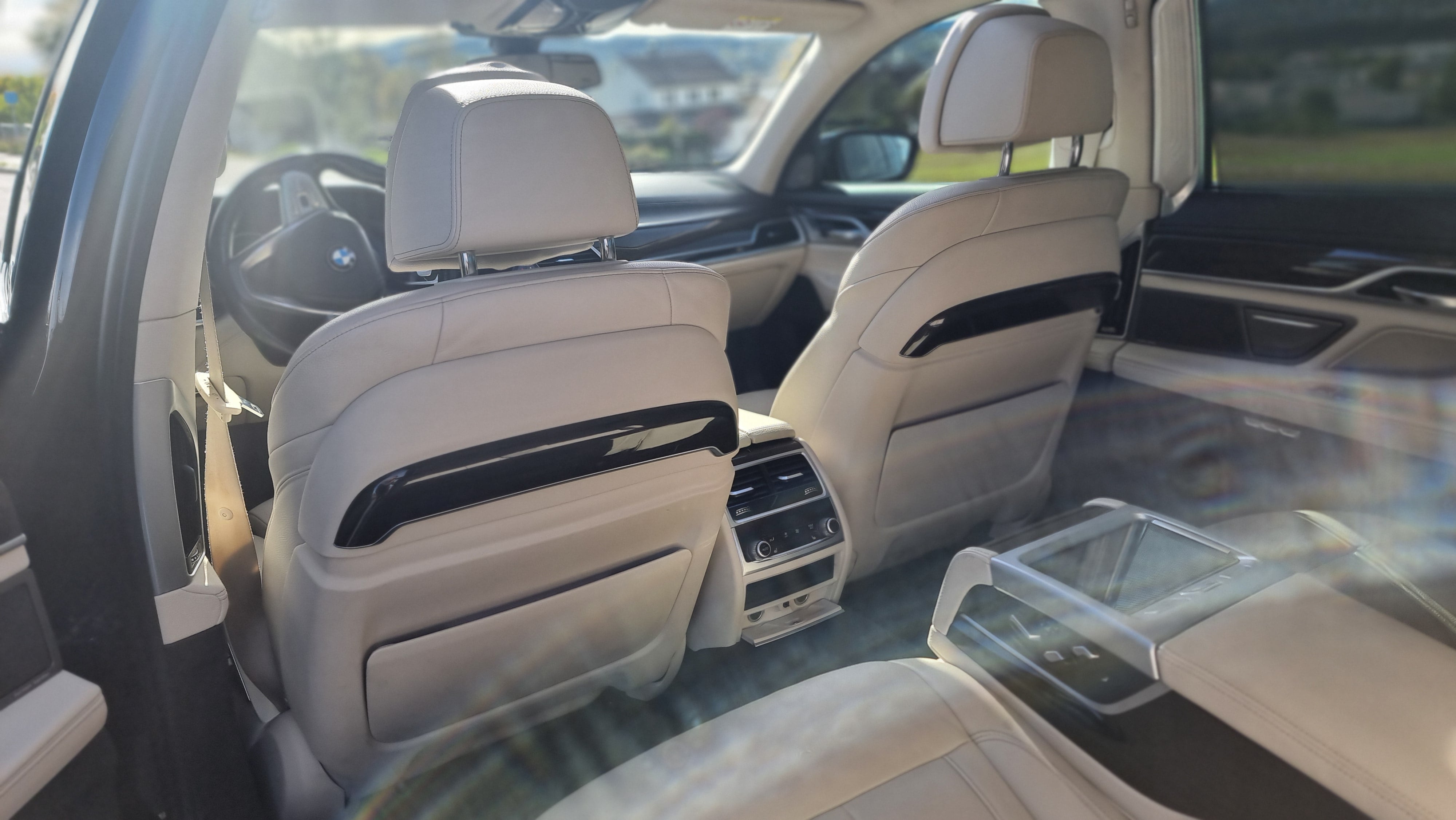 BMW 7-Serie 740I med Bluetooth audio