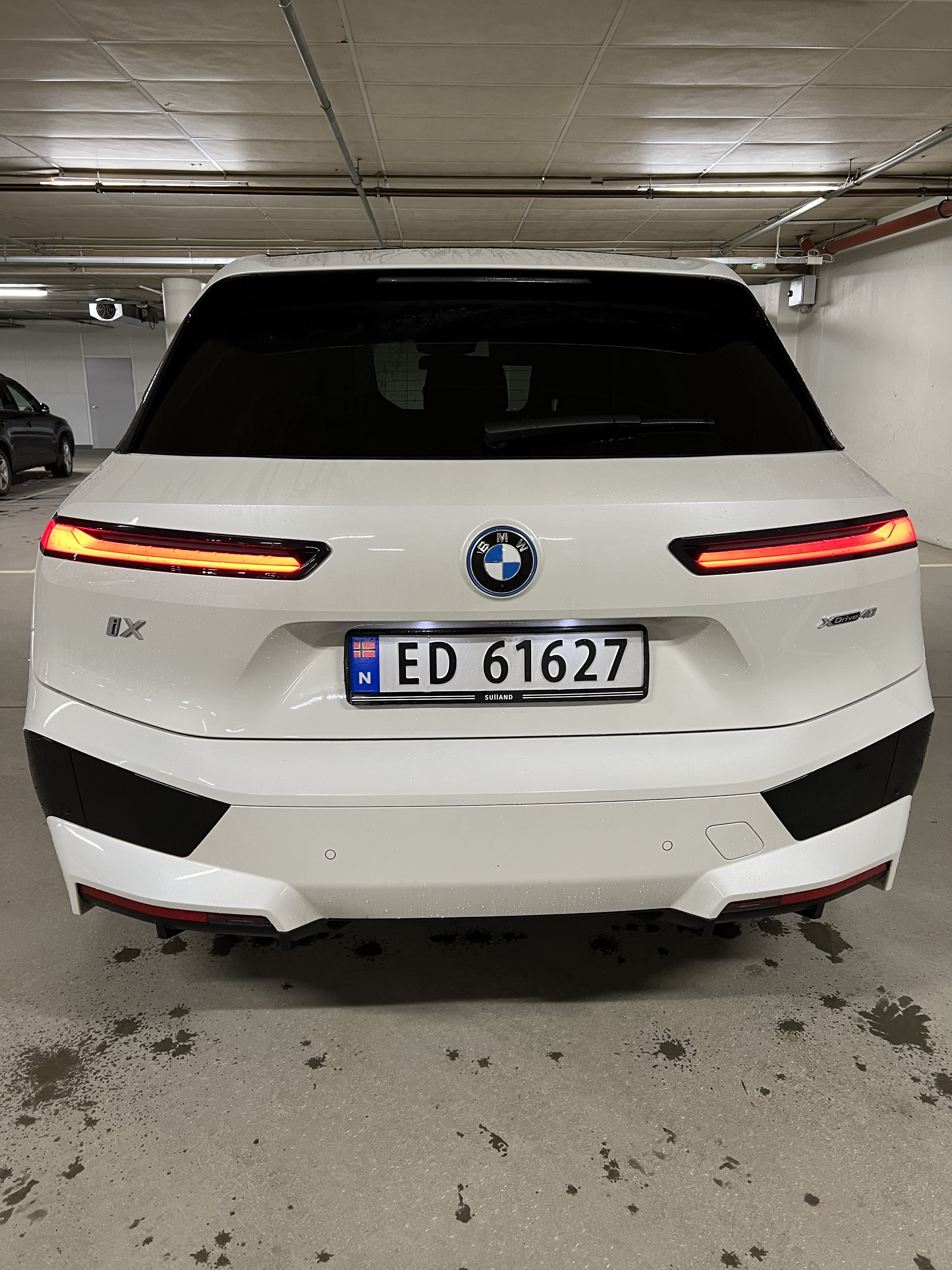 BMW iX xDrive40 met GPS