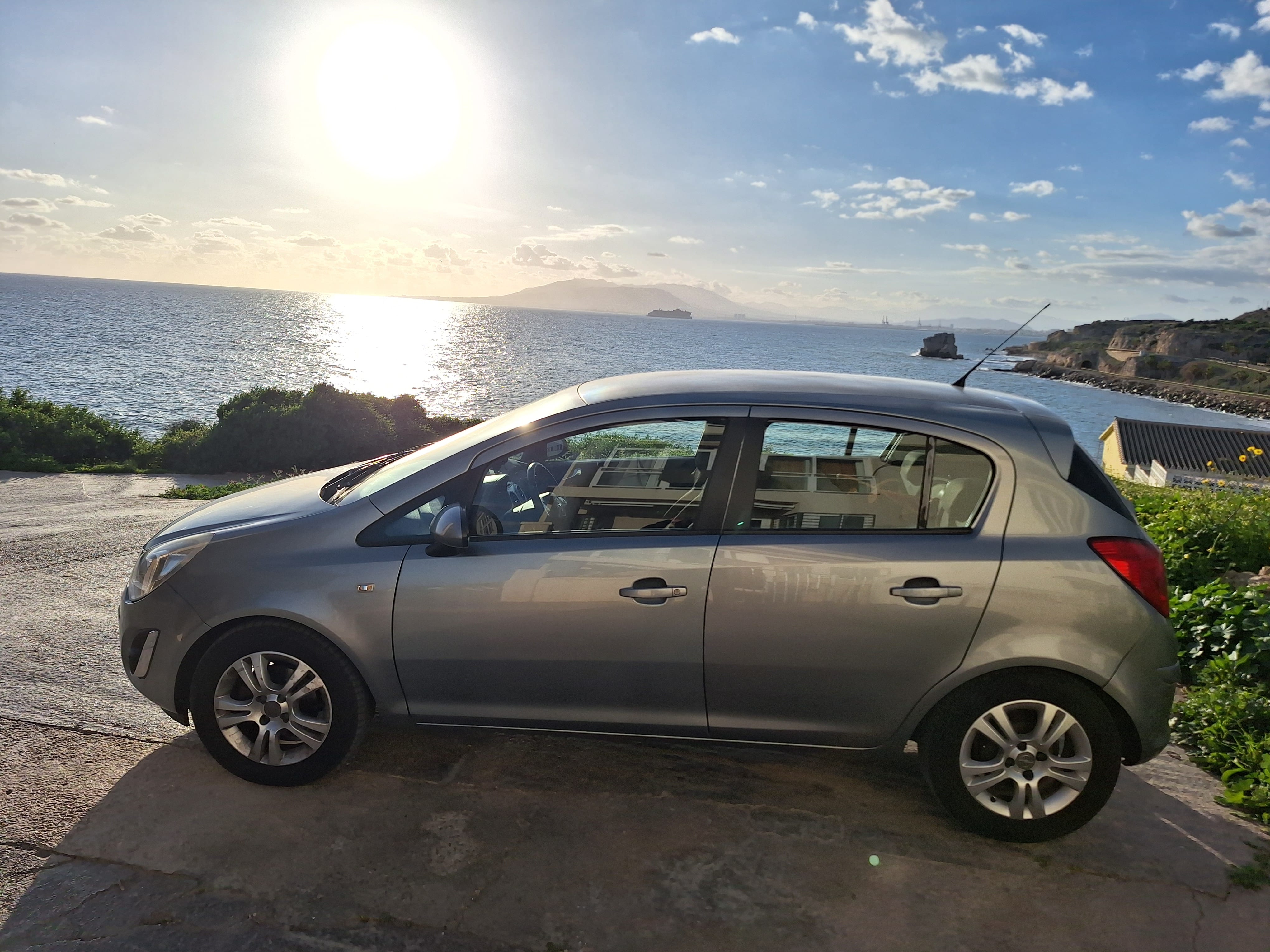 Opel Corsa, 2013, Gasolina 95