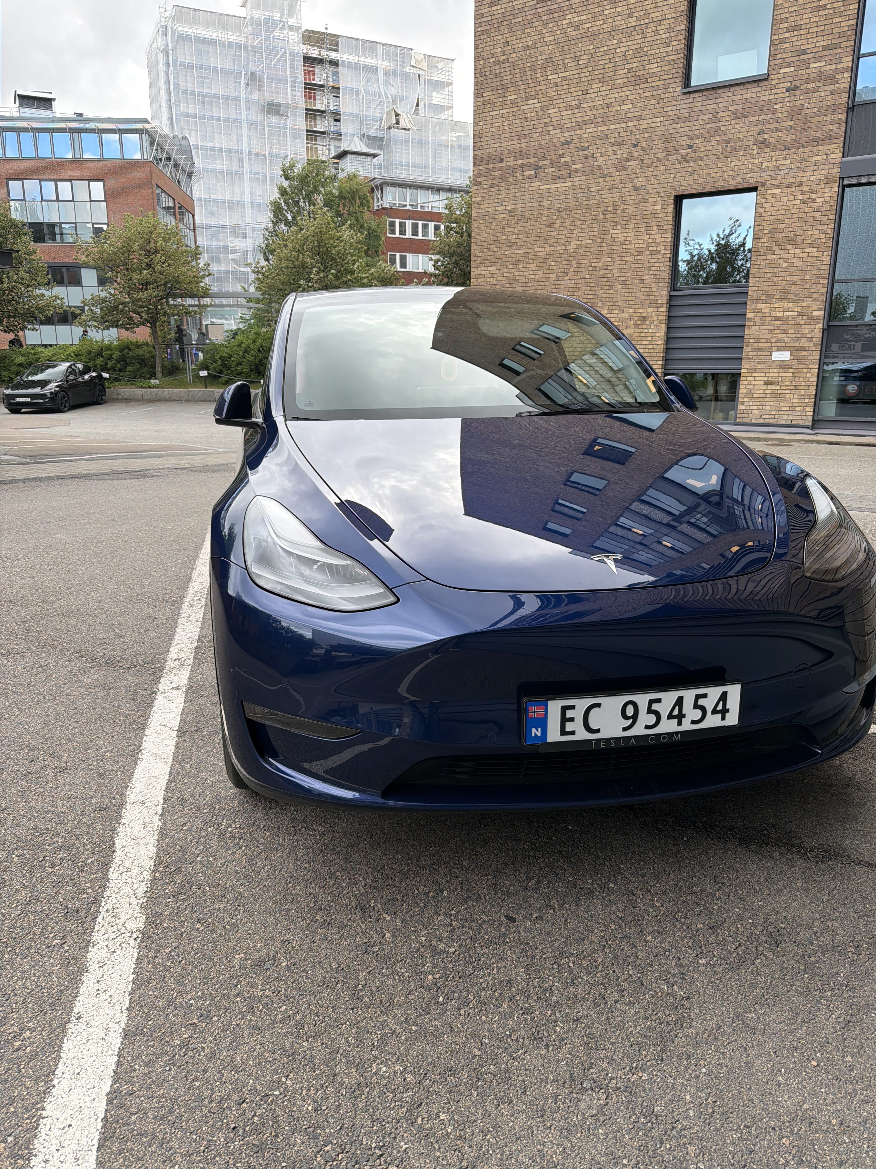 Tesla Model Y med Babysete
