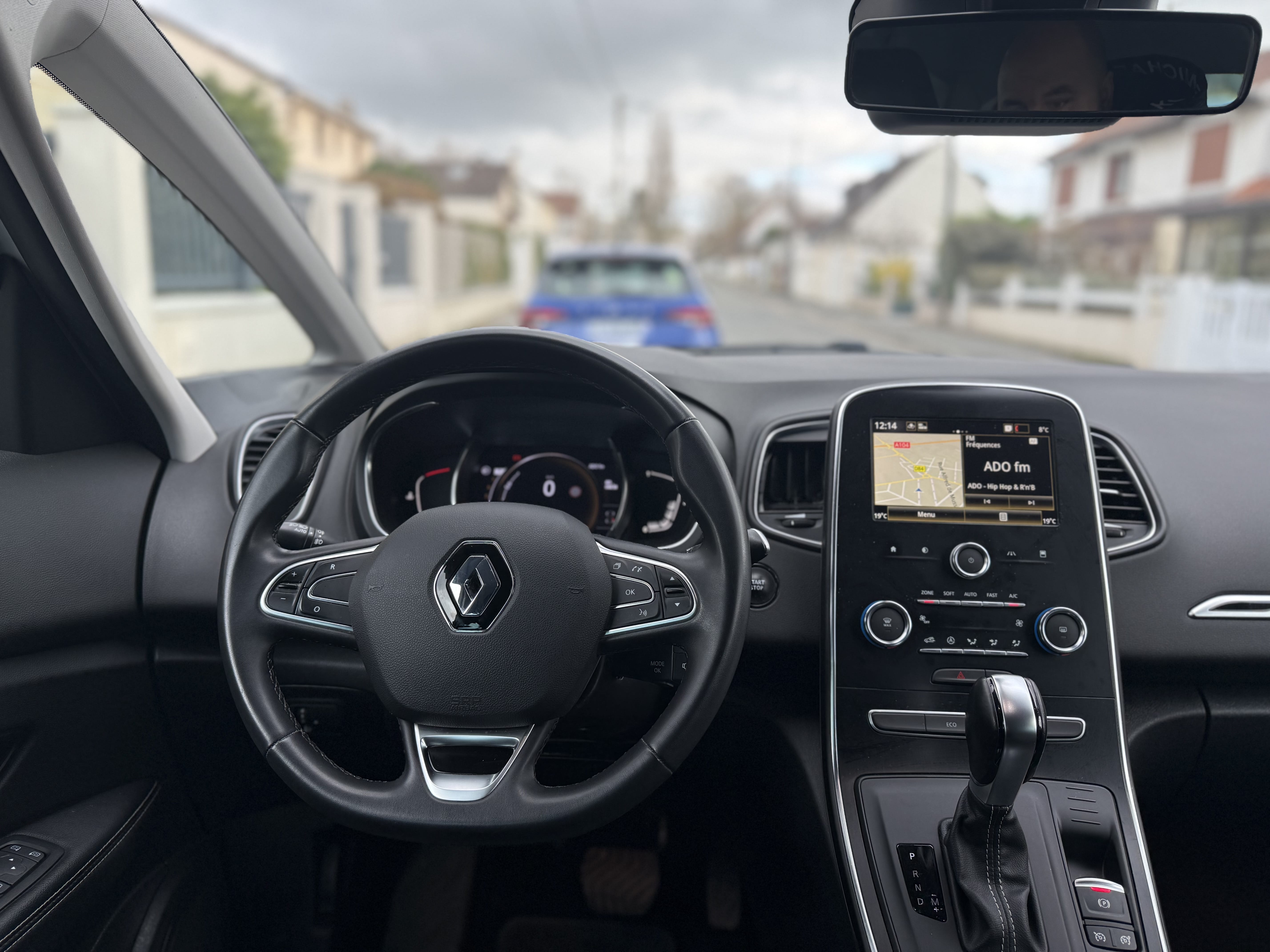 Renault Scenic avec GPS