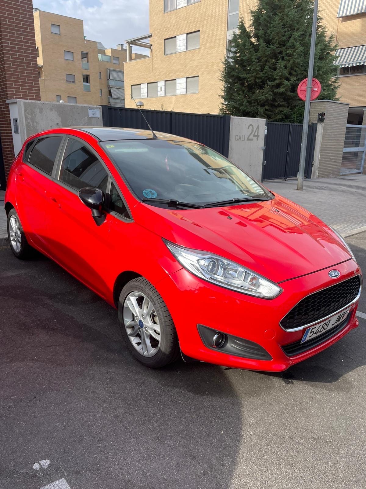Ford Fiesta 1.25 82 CV (2016) – 5 puertas, etiqueta C, 2016, Gasolina 95