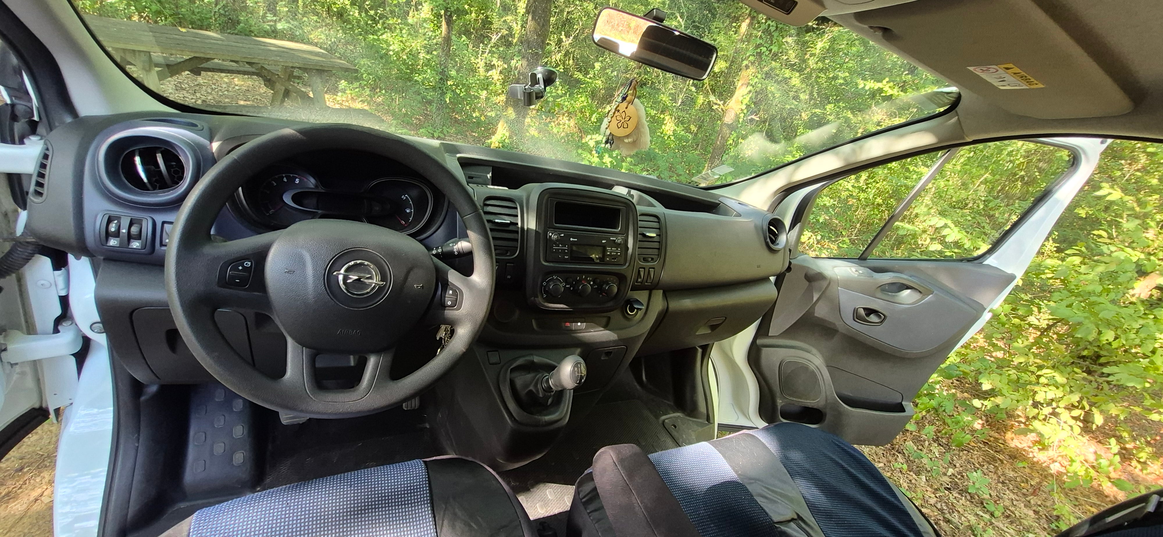 Opel Vivaro Combi avec Régulateur de vitesse