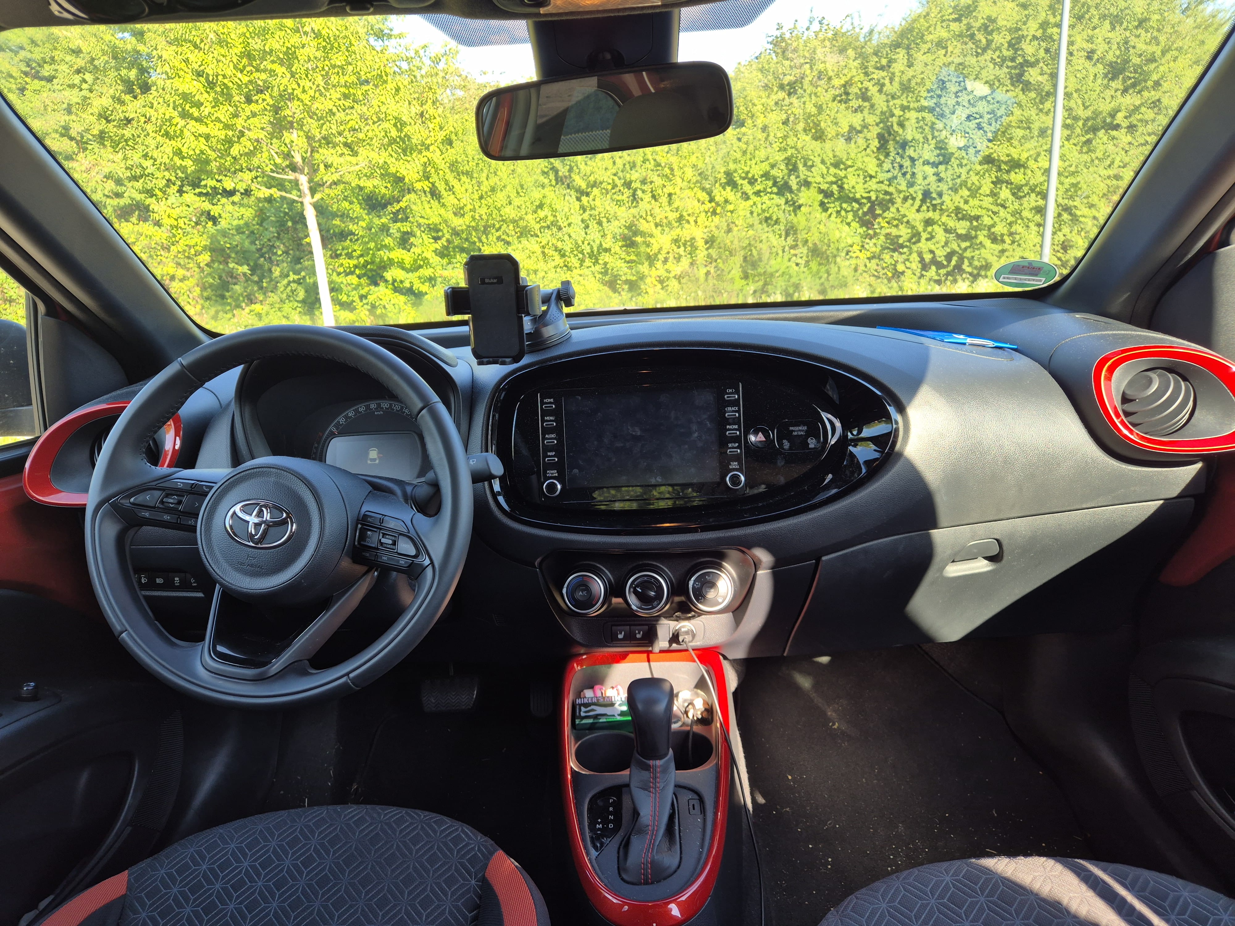 Toyota Aygo X 1.0 Pulse CVT mit Bluetooth-Audio