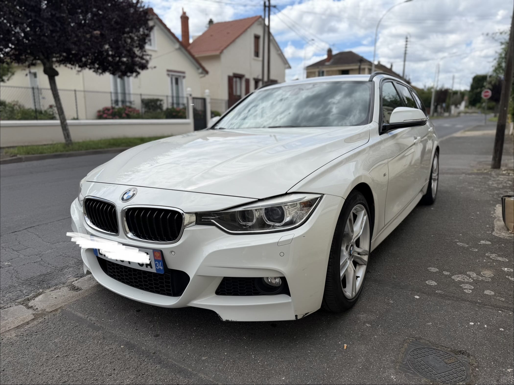 BMW Série 3 Touring 328d M sport avec Régulateur de vitesse