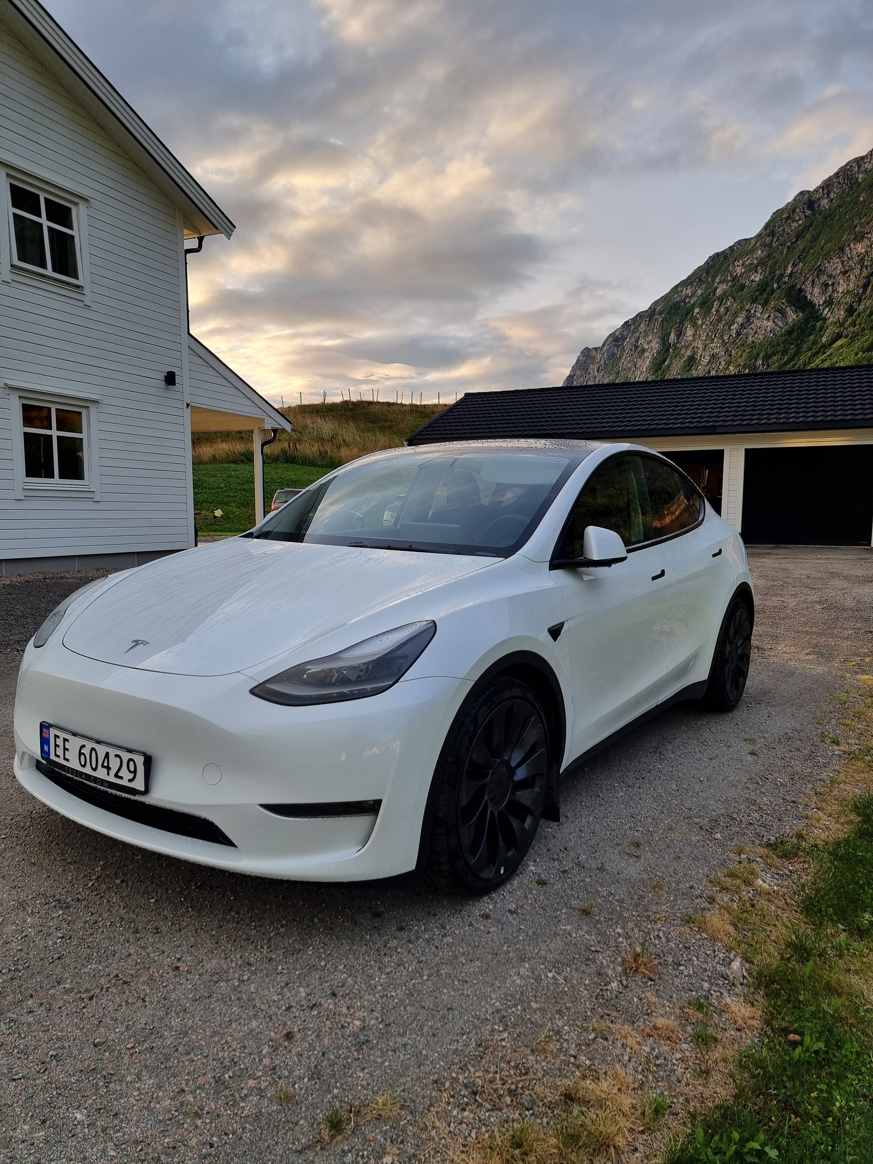 Tesla Model Y Performance, 2022, Elektrisk, automatisk