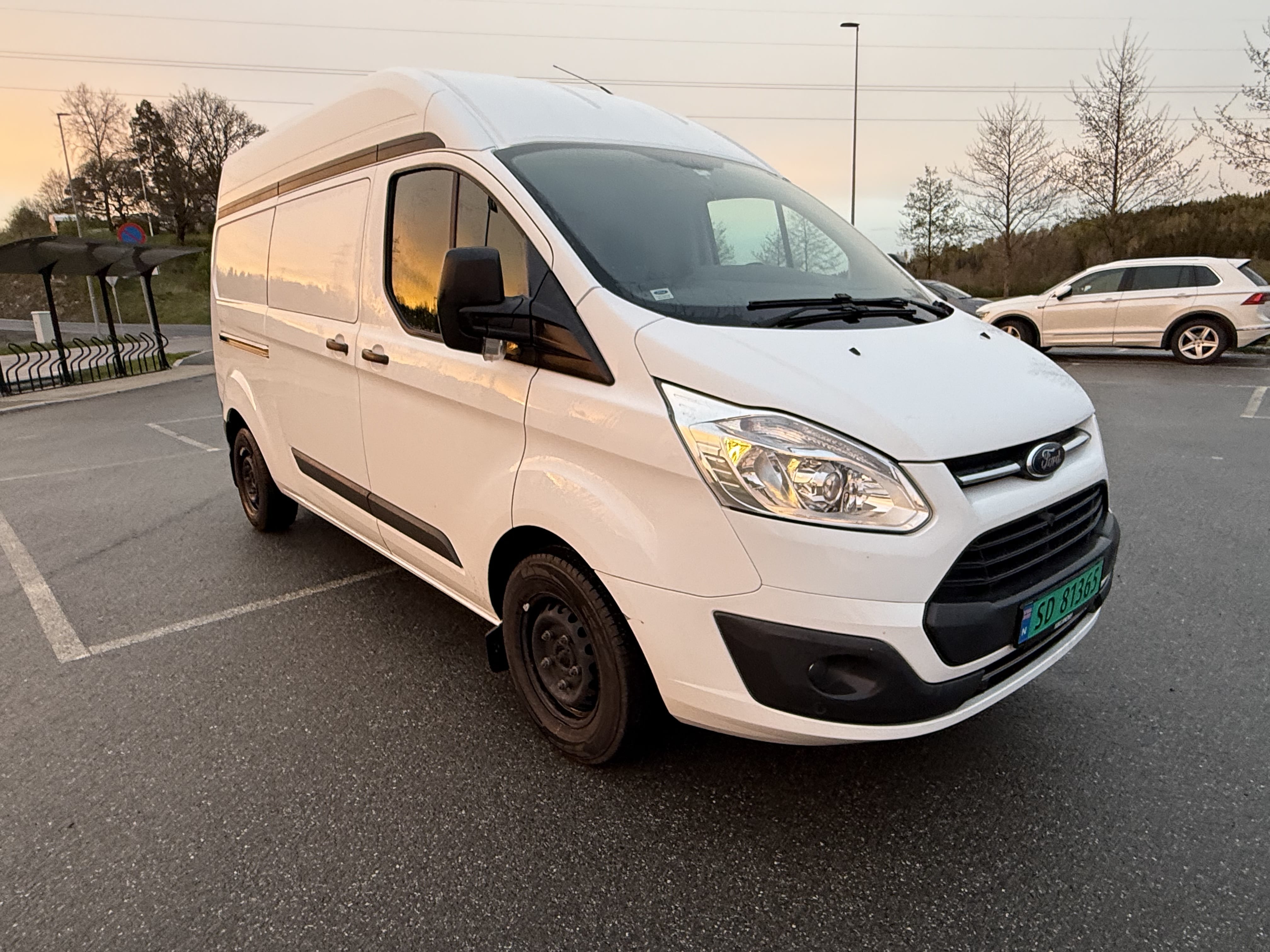 Ford Transit Custom Varebil med Vinterdekk