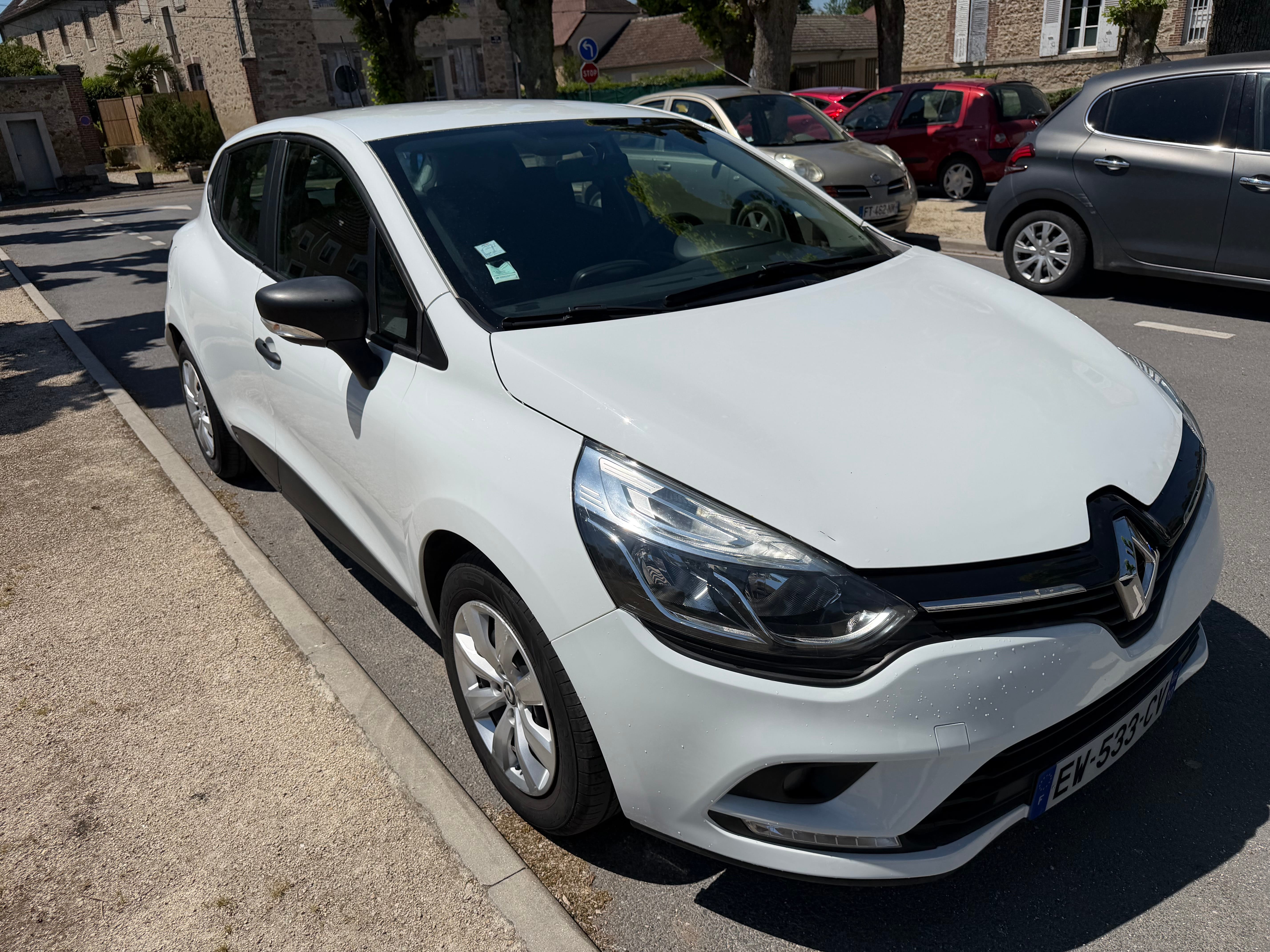 Renault Clio avec Climatisation