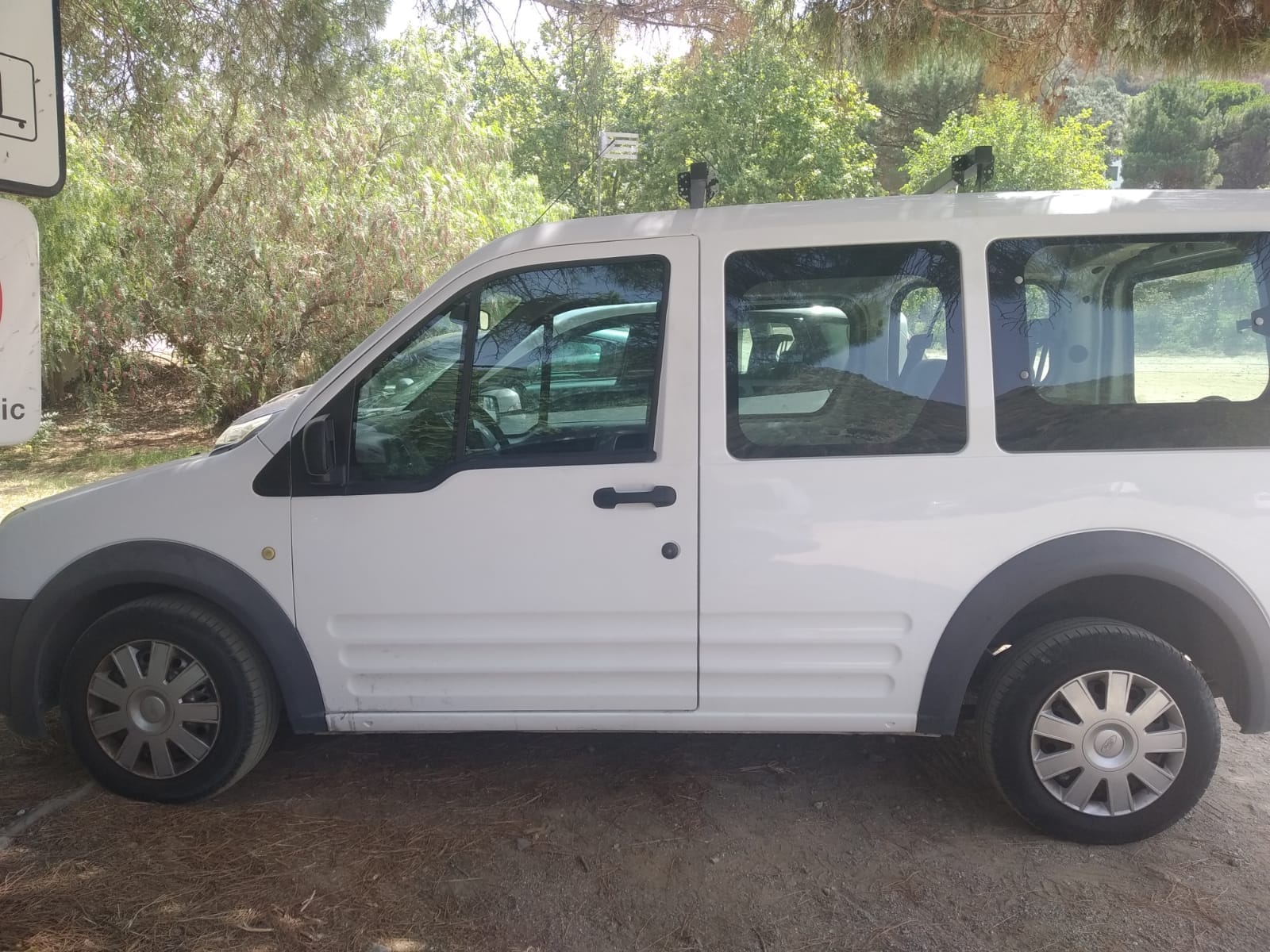 Ford Tourneo Connect avec Climatisation