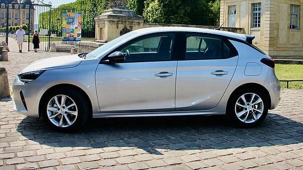 Opel Corsa avec Climatisation