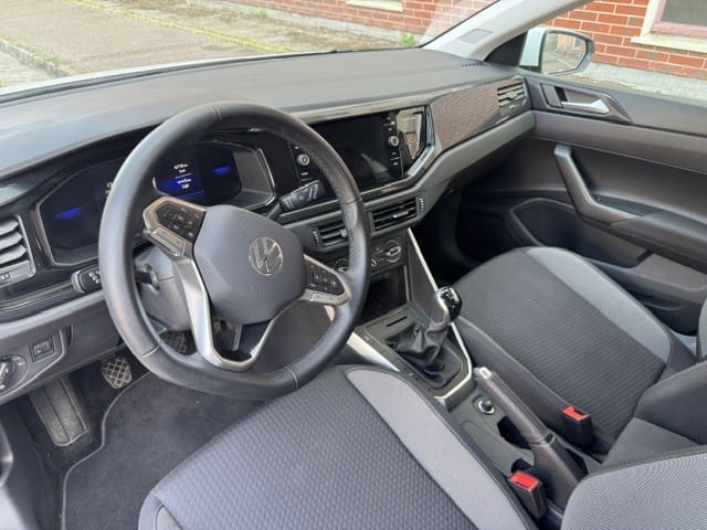 Volkswagen Golf avec GPS