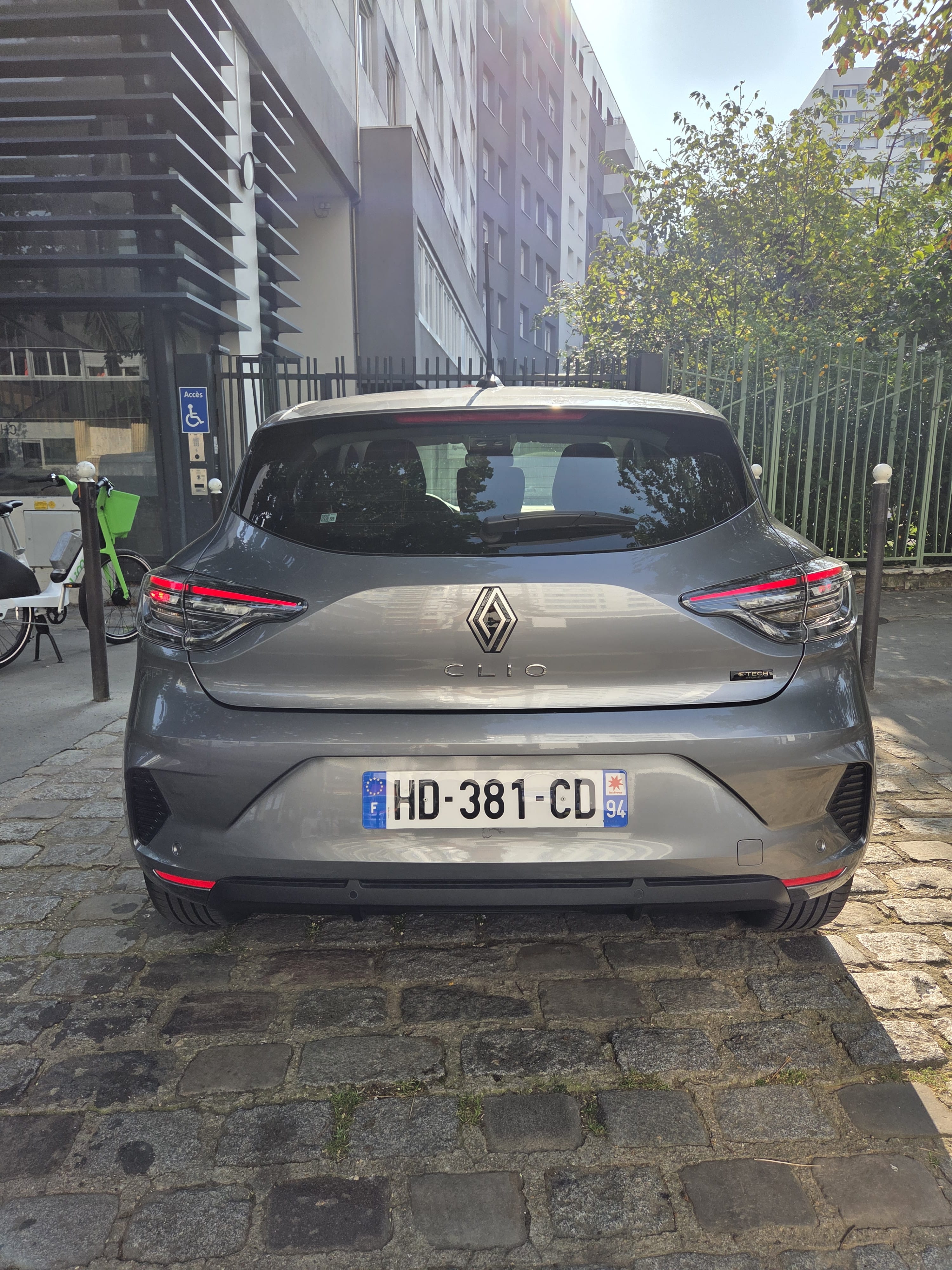 Renault Clio avec GPS