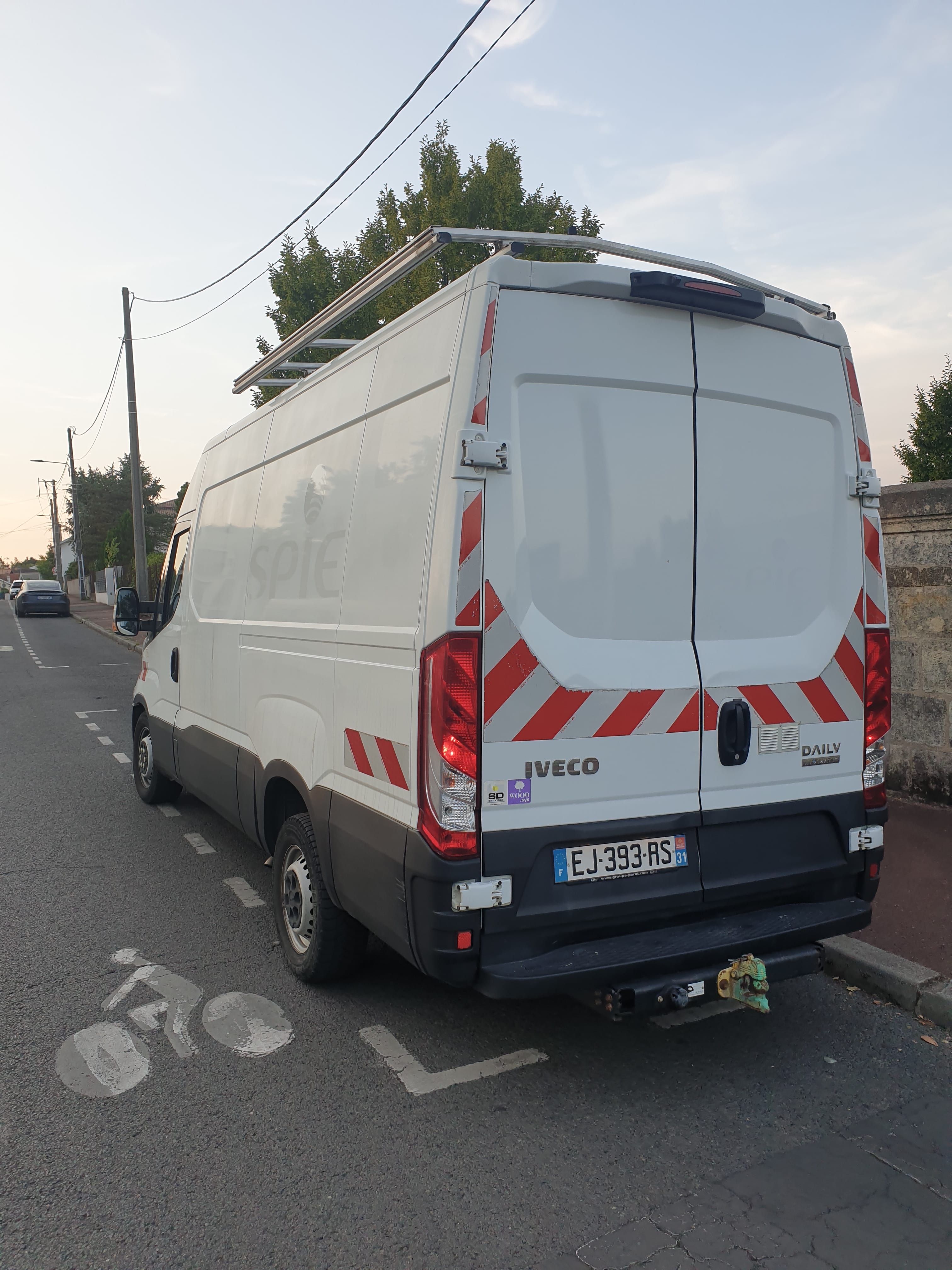 Iveco Daily Fourgon avec Caméra de recul