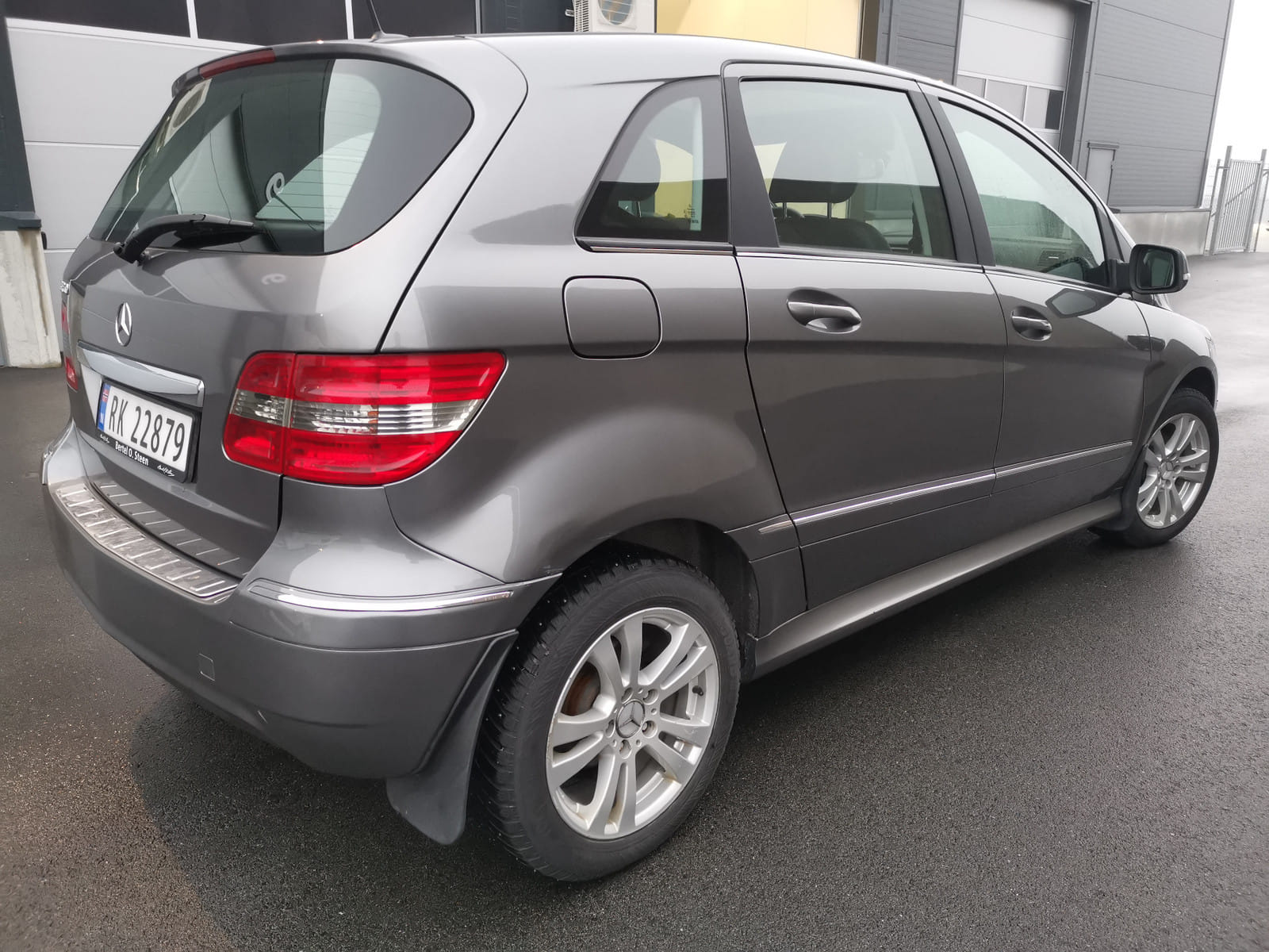 Mercedes-Benz B-Klasse med Babysete