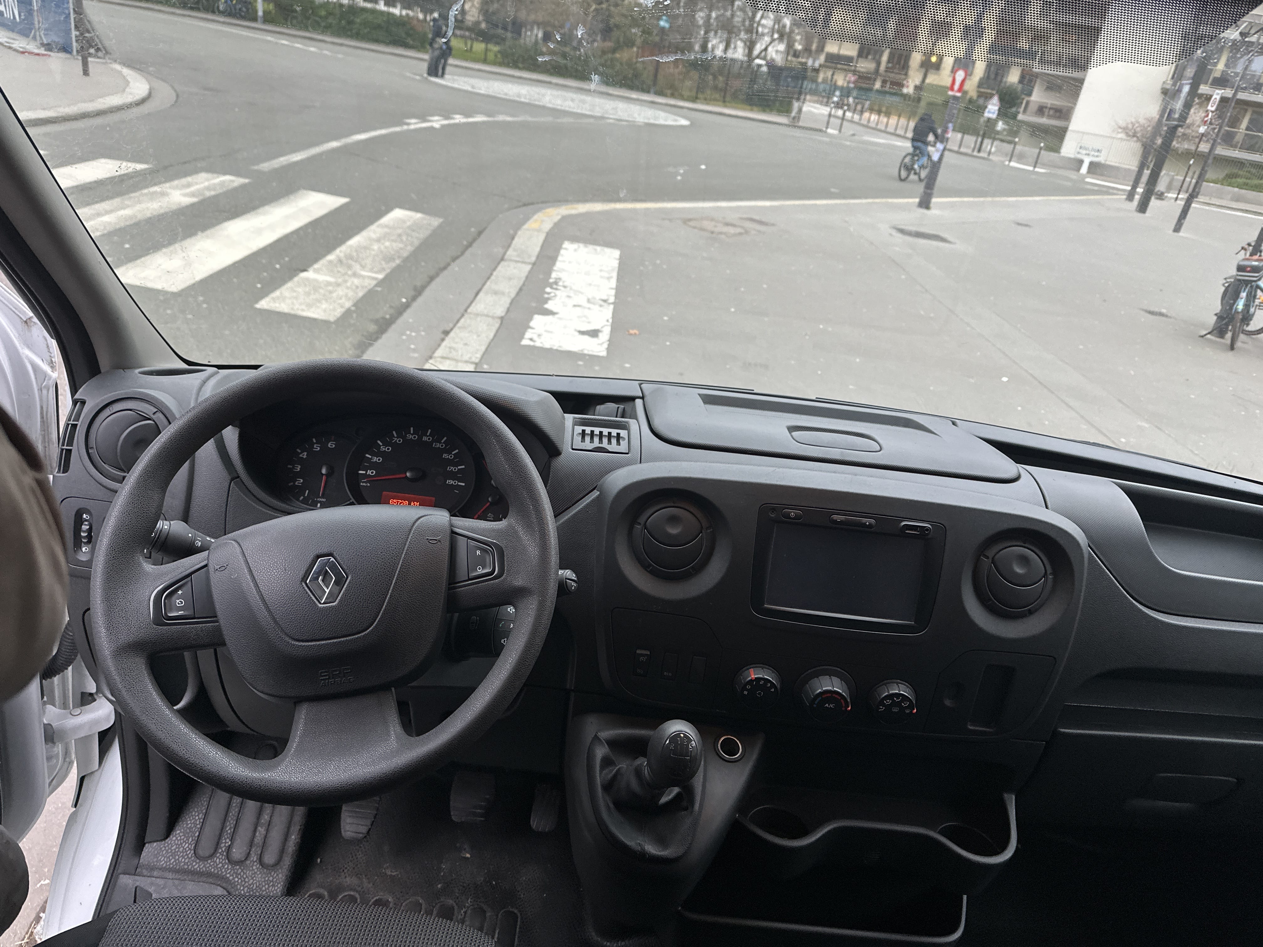 Renault Master 3 2018 2.3 dc1 12 m2 avec GPS