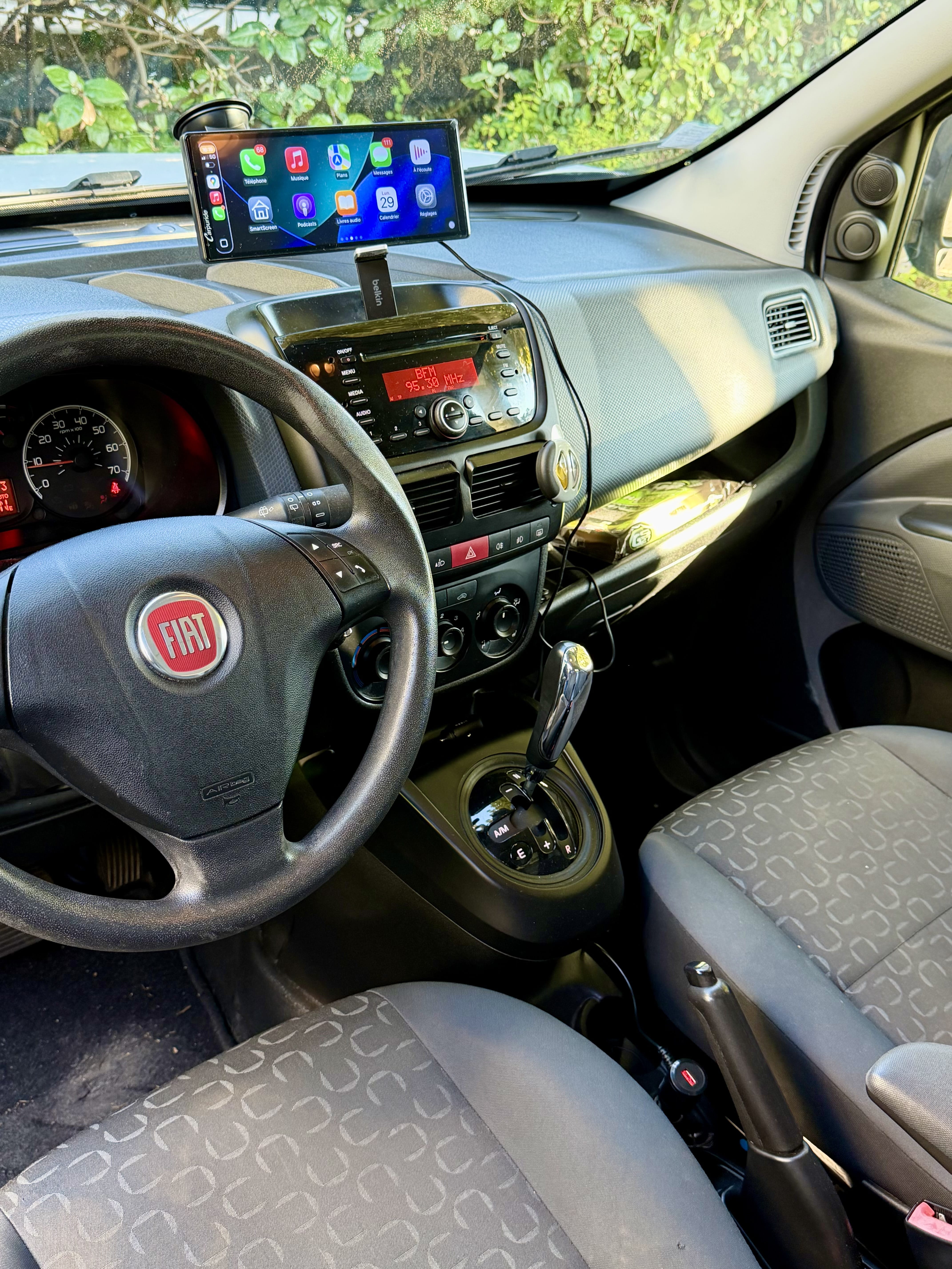 Fiat Doblo Business 1.6 HDI 90 cv boîte automatique CarPlay & Android play avec Régulateur de vitesse