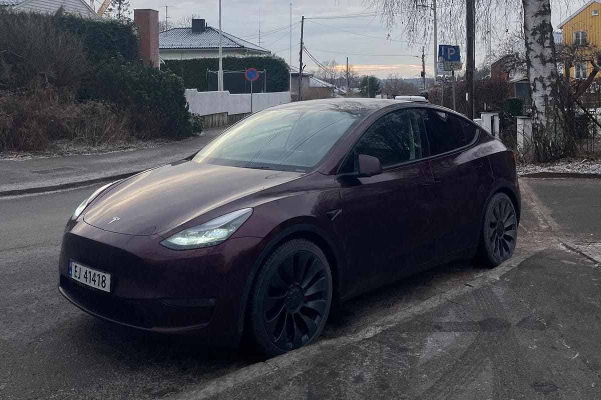 Tesla Model Y Performance, 2024, Elektrisk, automatisk