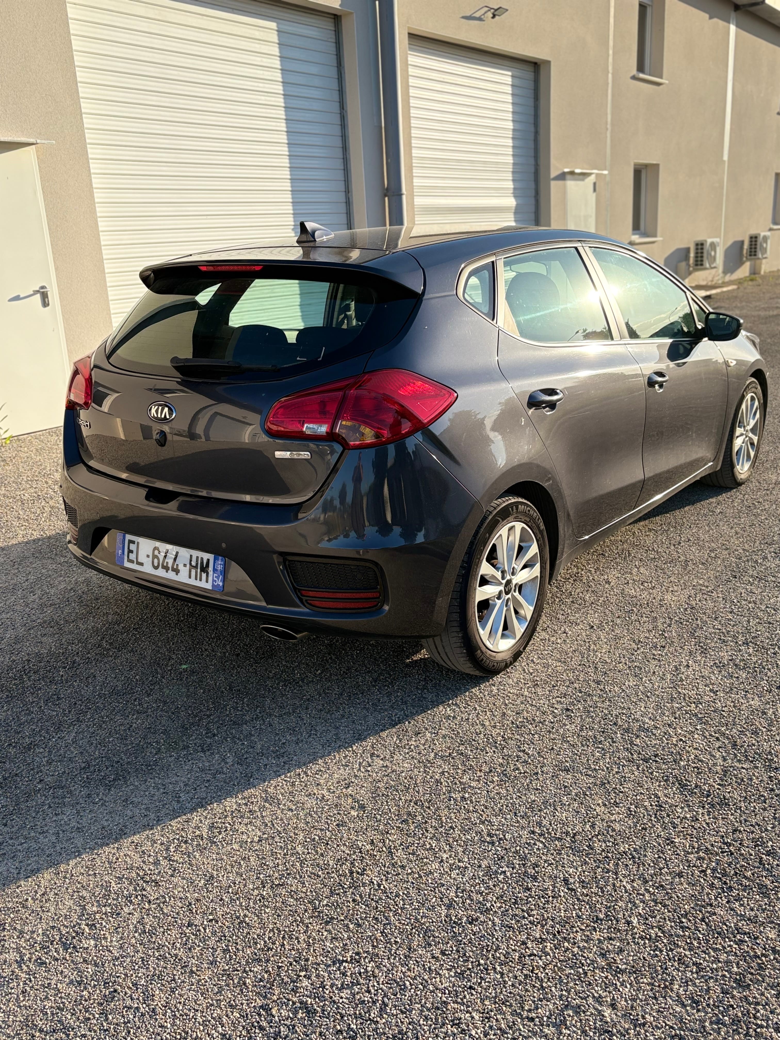 Kia Cee'd avec Caméra de recul