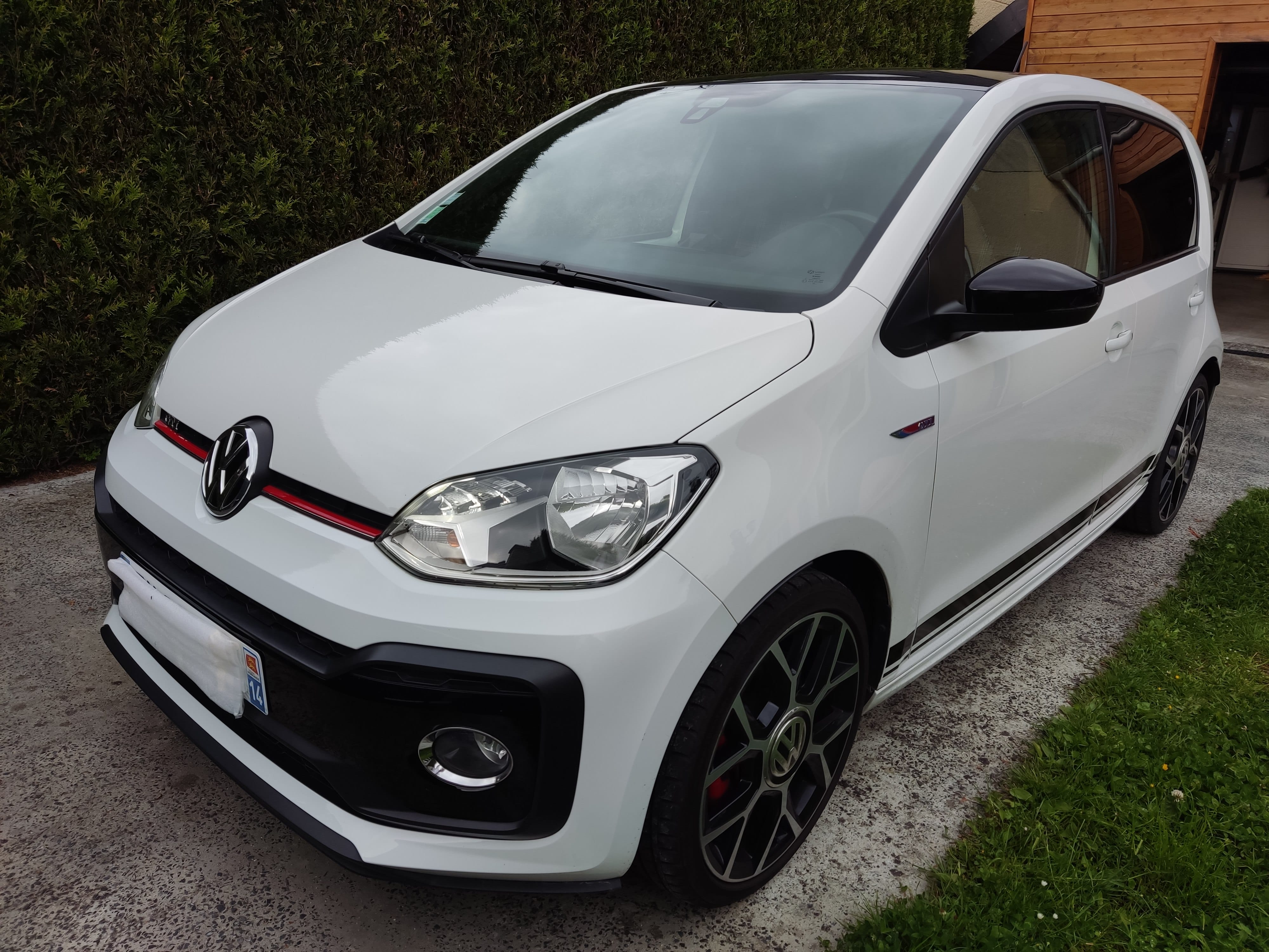 Volkswagen Up! GTI 5 portes toute équipée, 2018, Essence 95