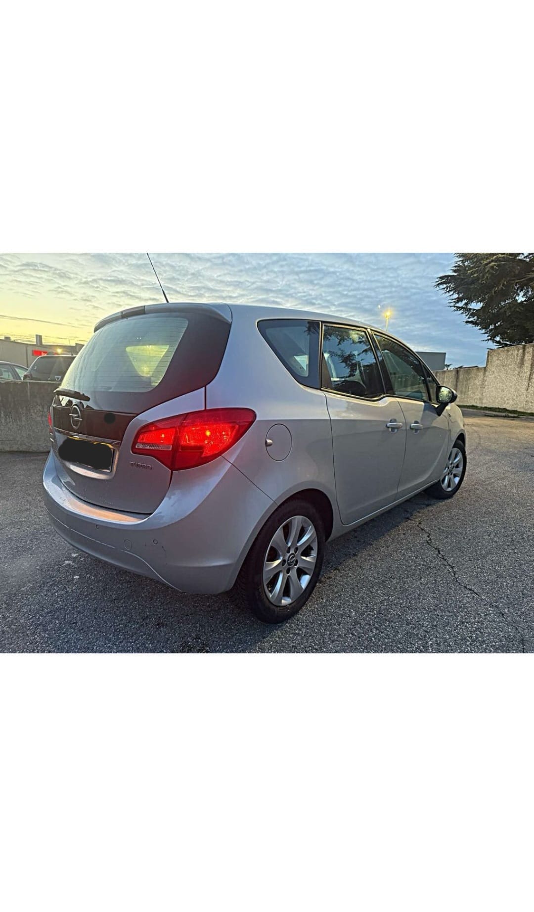 Opel Meriva 1.4 turbo 120 ch essence. avec Régulateur de vitesse