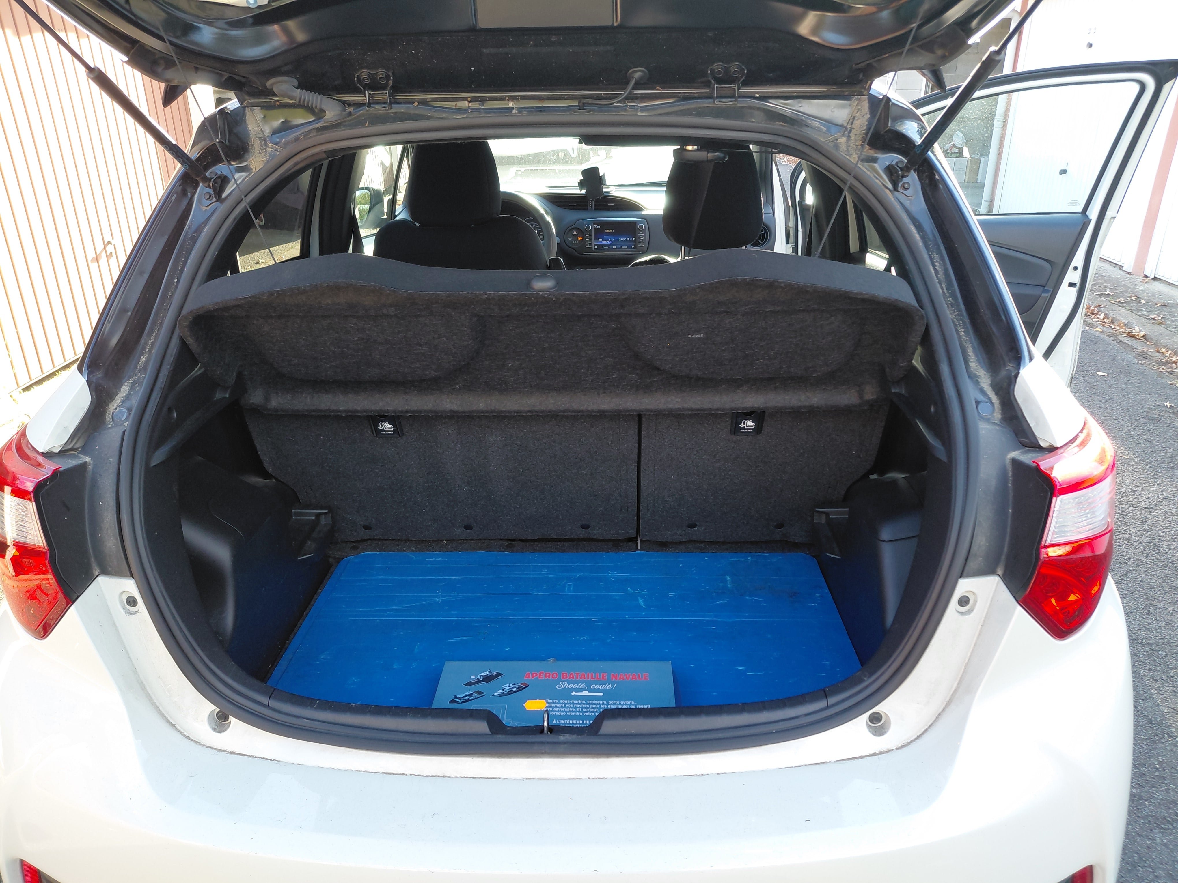 Toyota Yaris Hybride avec Siège bébé