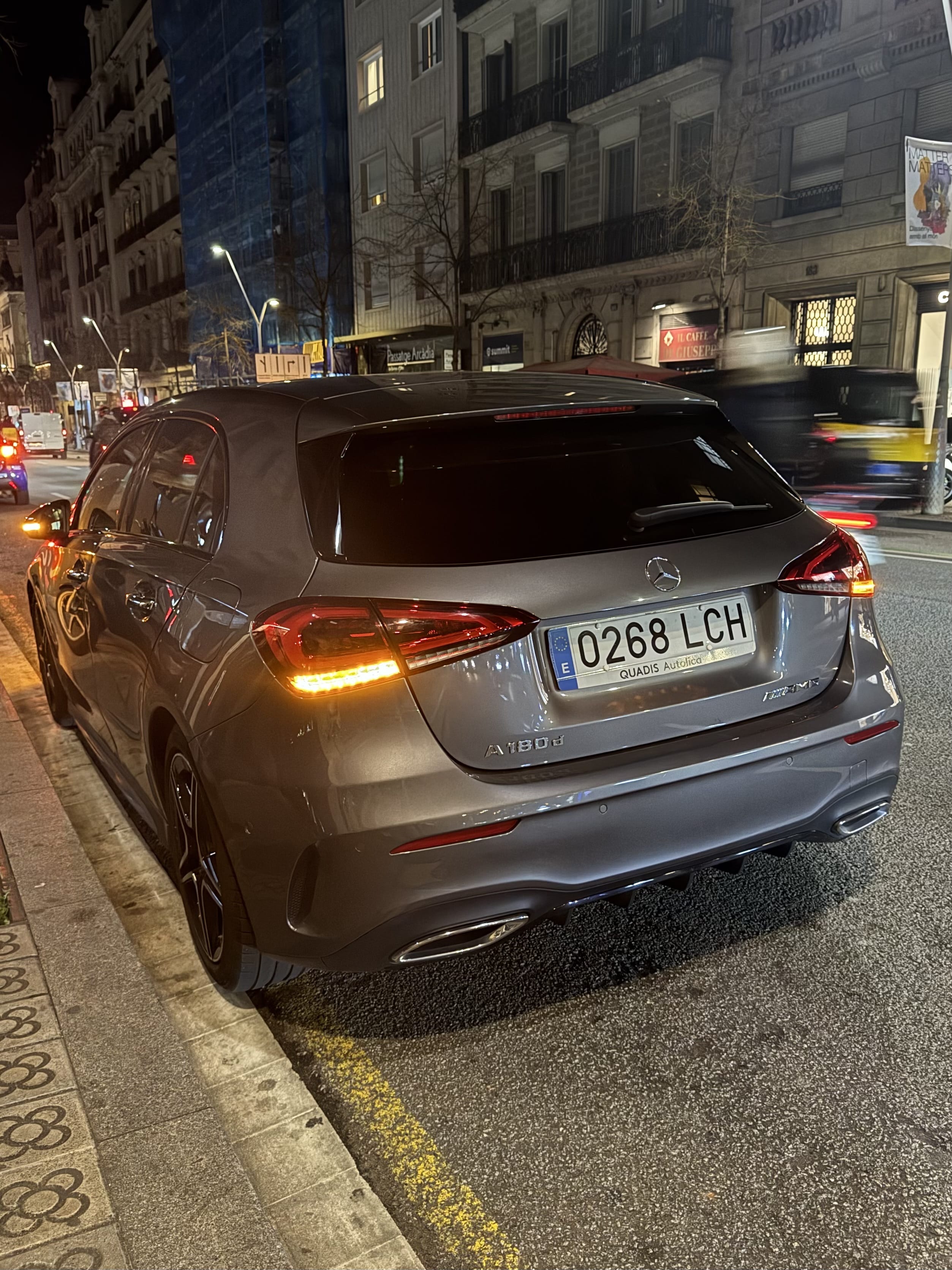 Mercedes-Benz Clase A 180 mit Rückfahrkamera