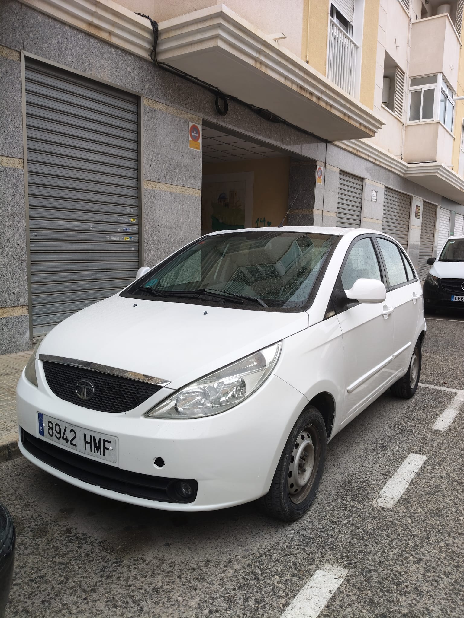Tata Motors Indica, 2012, Gasolina 95