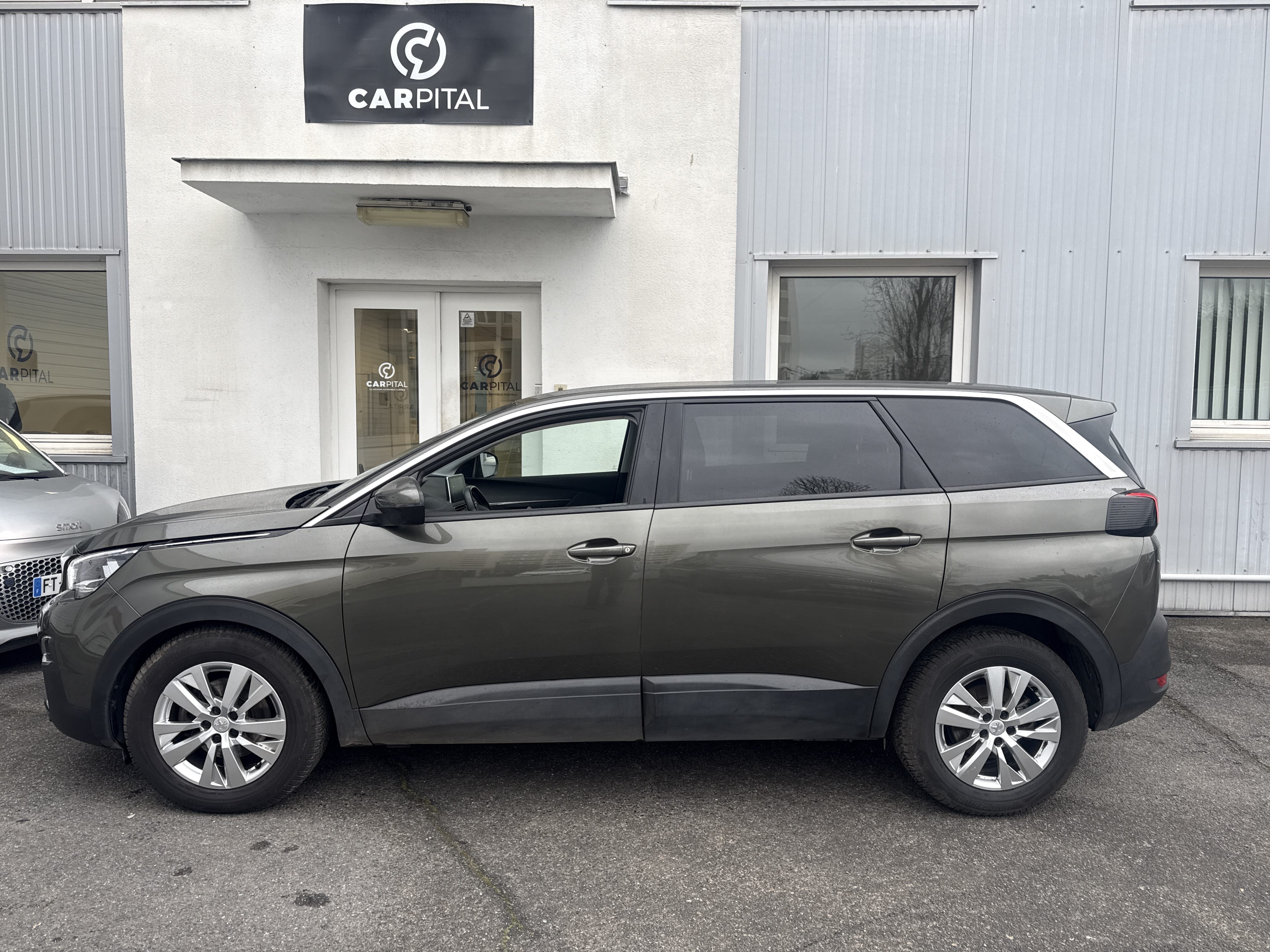 Peugeot 5008 avec Climatisation