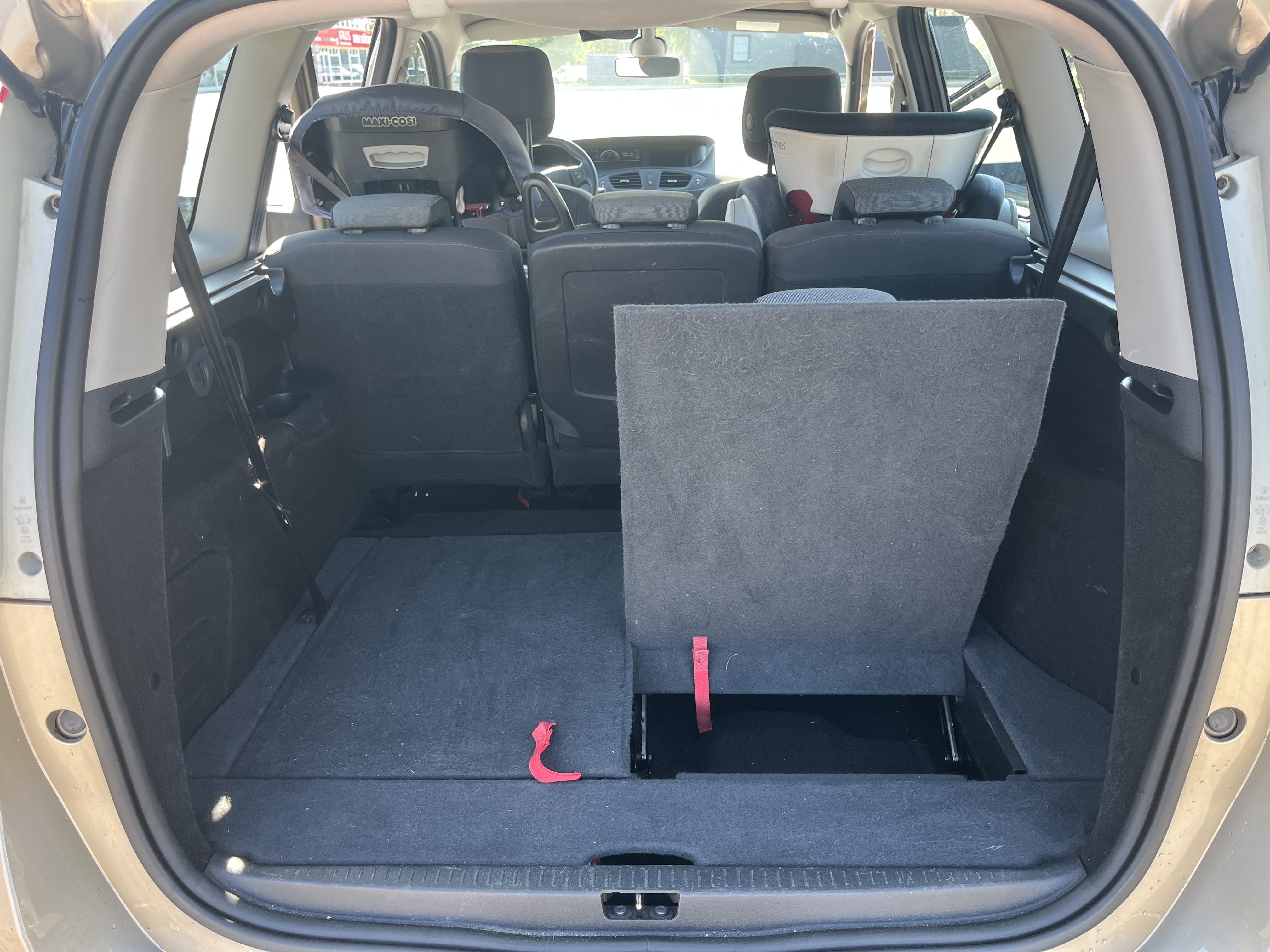 Renault Grand Scenic 1.3 Tce mit Audio-/iPod-Zugang