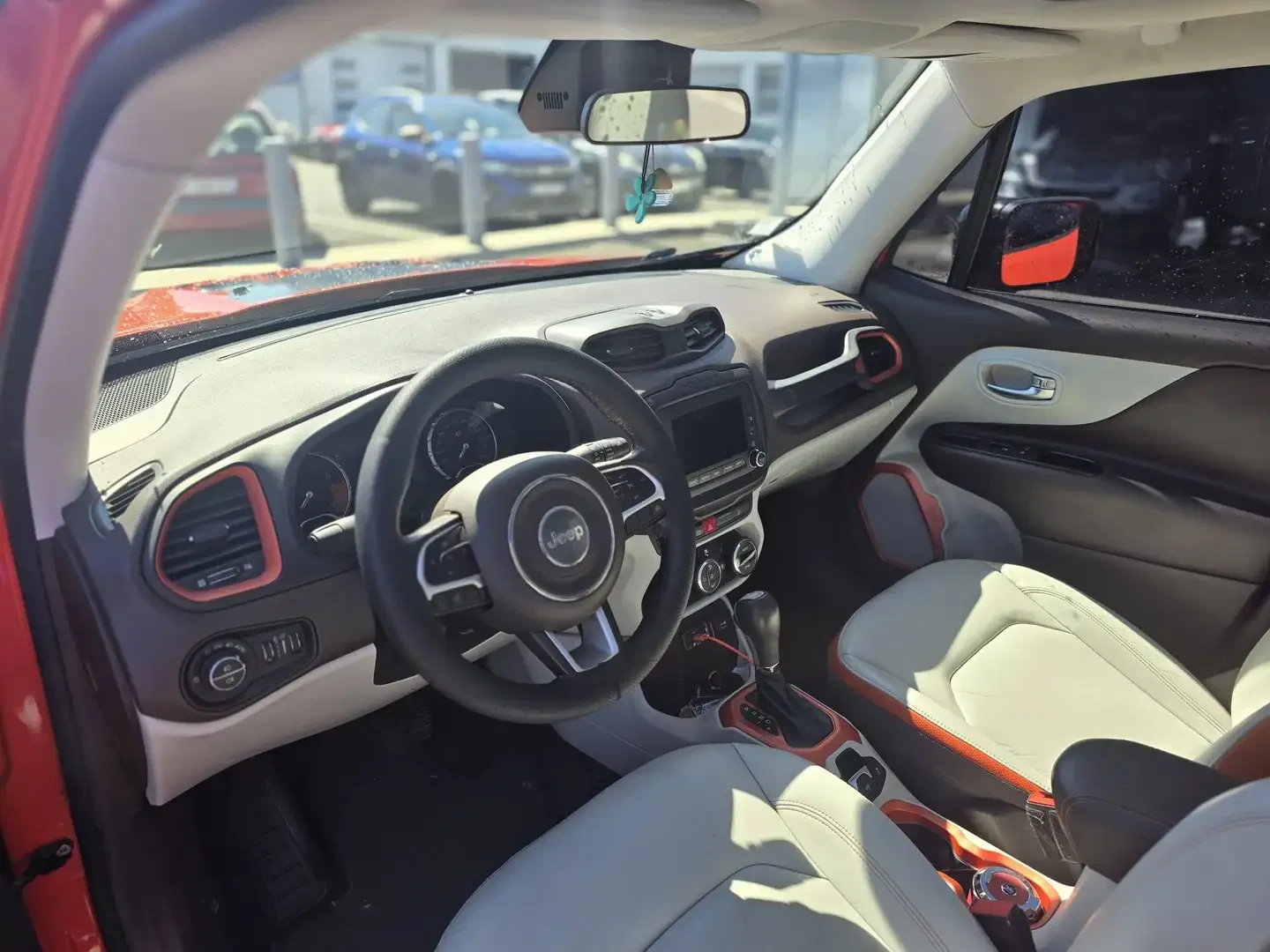 Jeep Renegade avec GPS