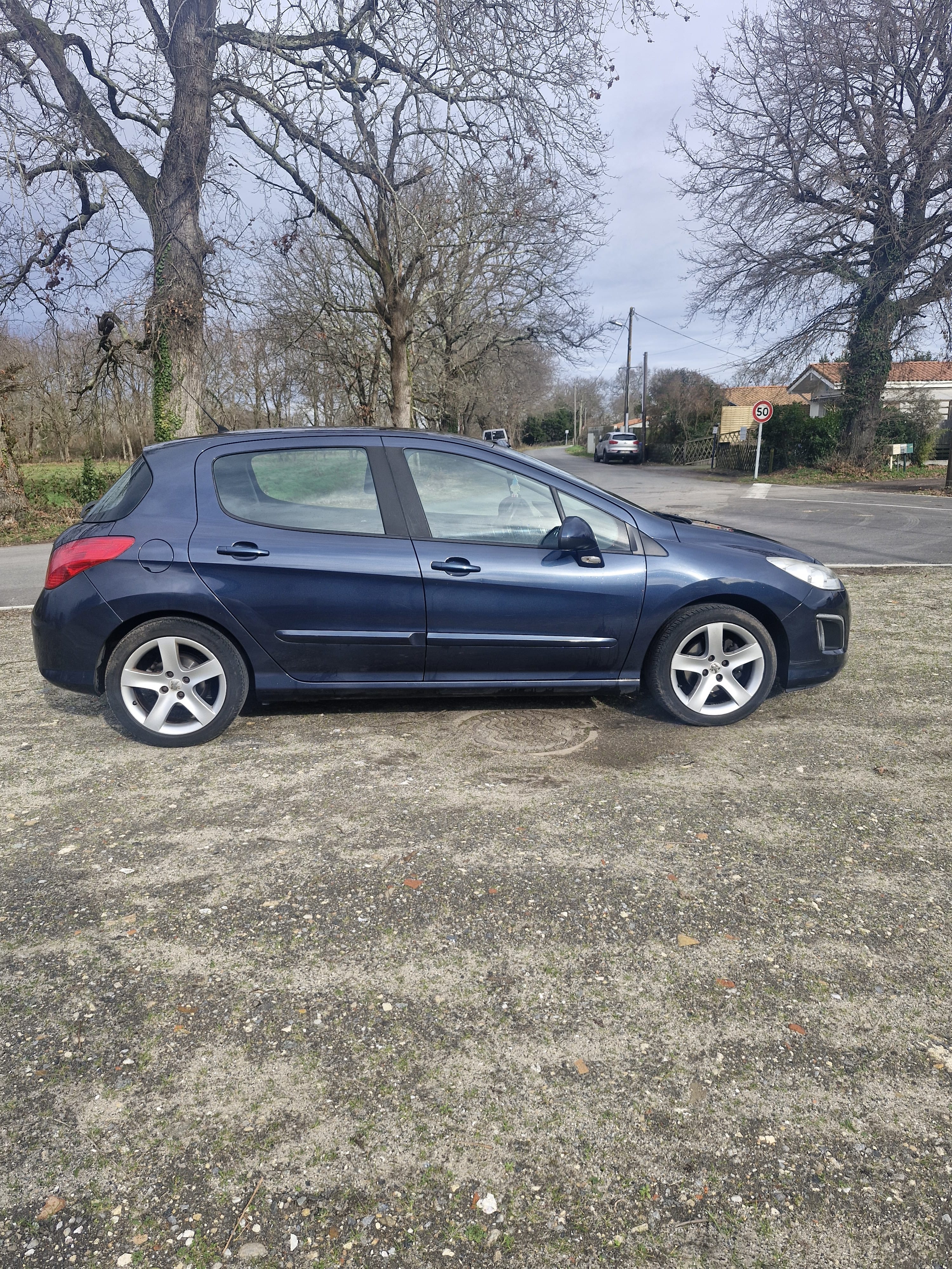 Peugeot 308 avec Climatisation
