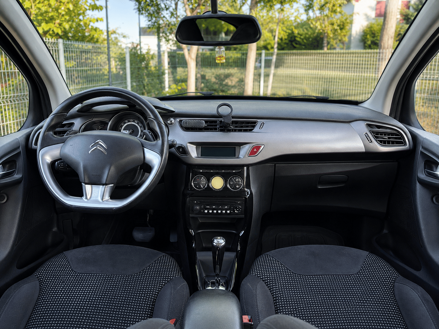Citroen C3 avec Siège bébé