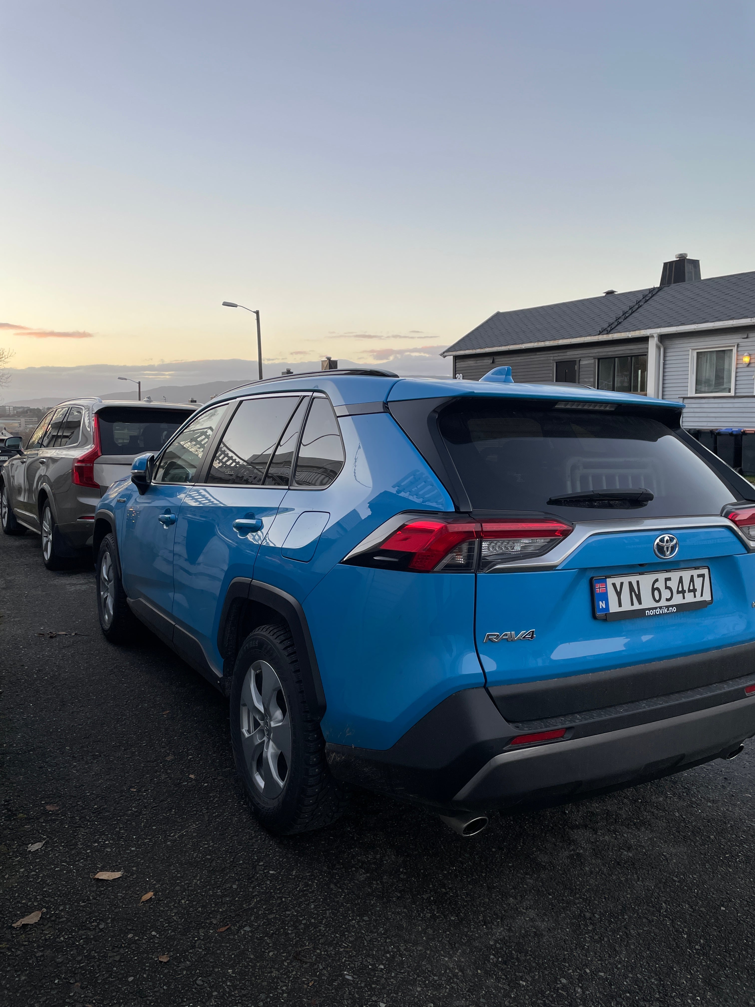 Toyota RAV 4 Hybrid med Ryggekamera