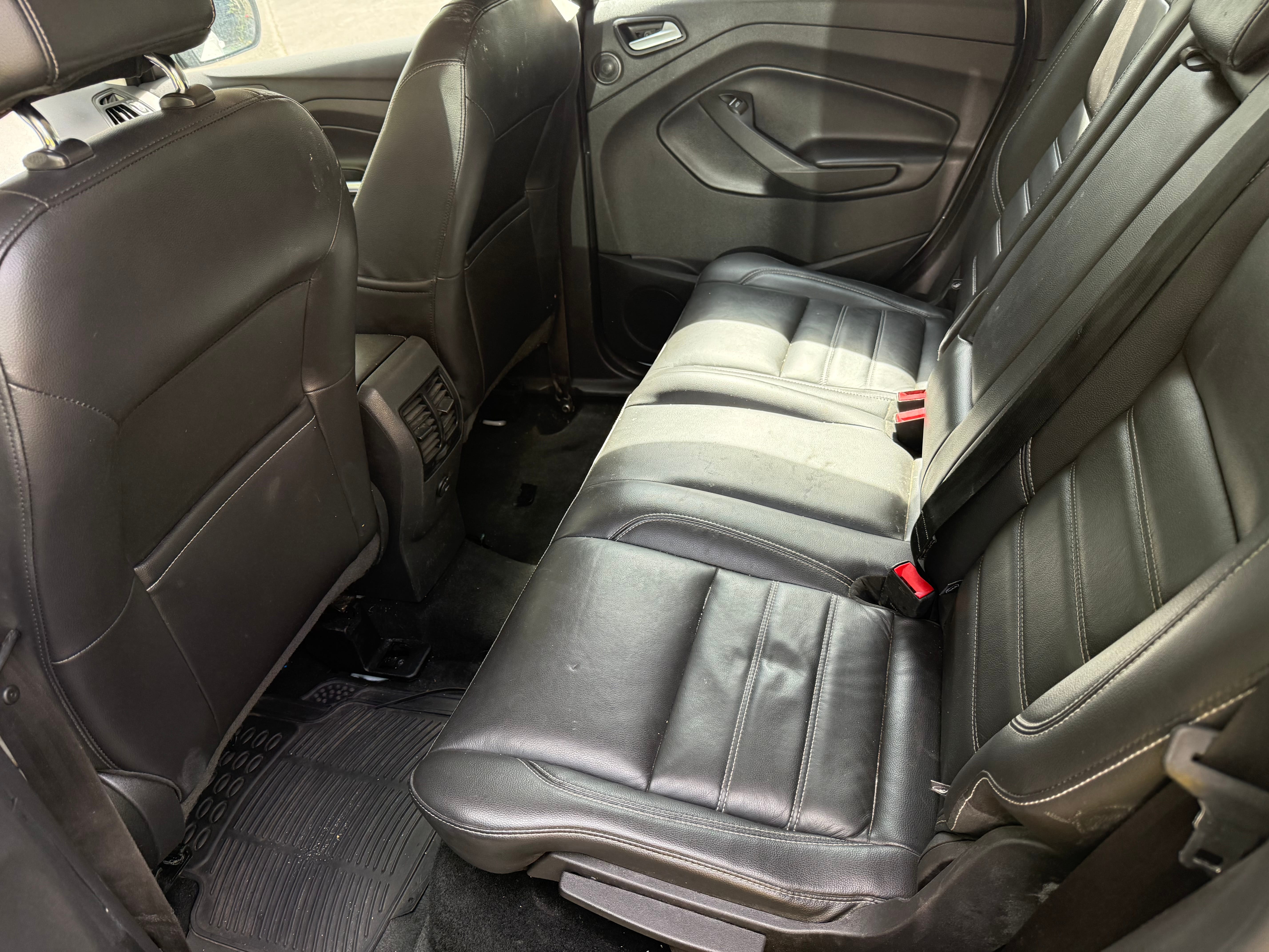 Ford C-Max avec Caméra de recul