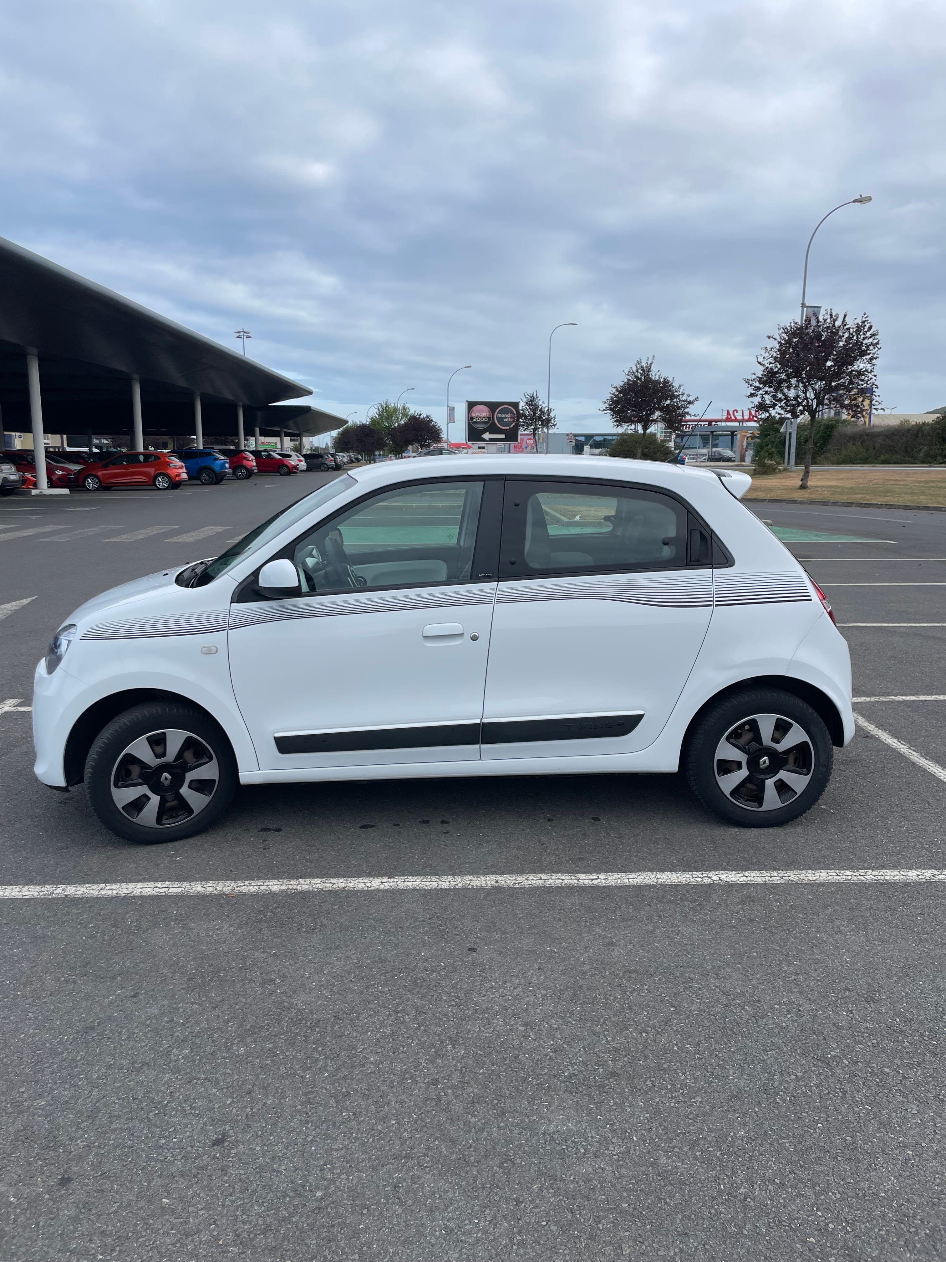 Renault Twingo III avec Climatisation