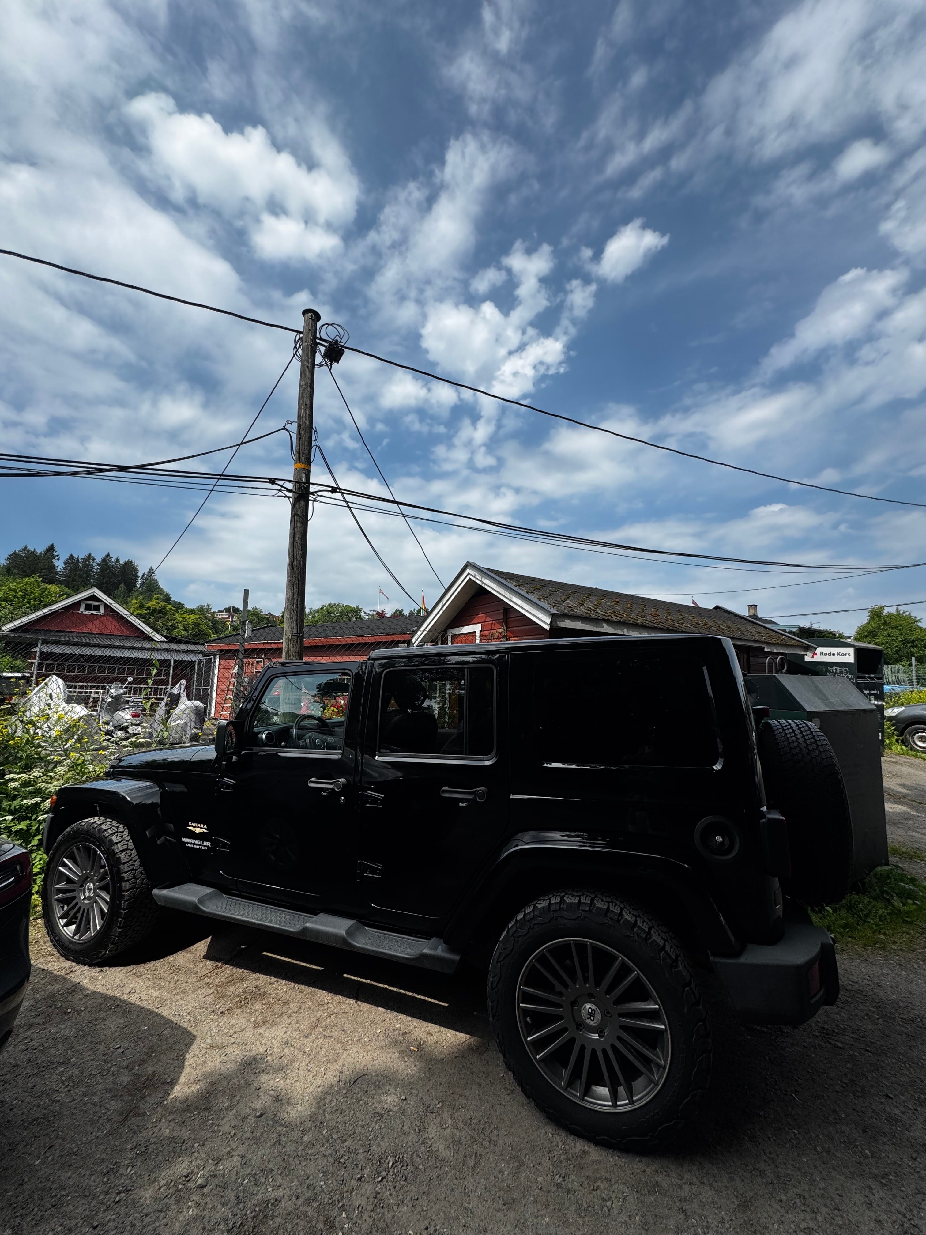 Jeep Wrangler 2.8 CRD Sahara mit 4-Rad-Antrieb